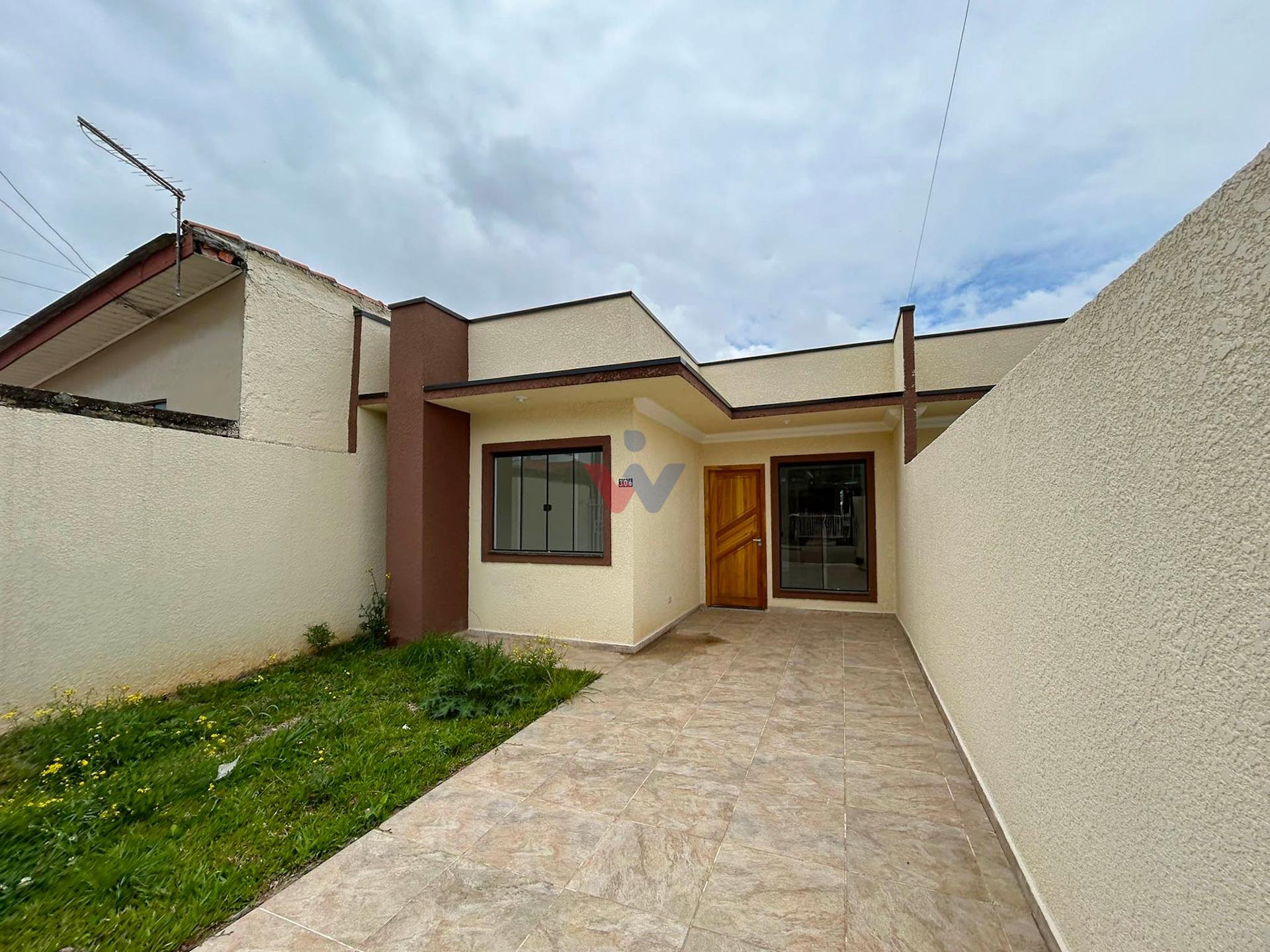 Casa 3 Quartos no Santa Terezinha com 162m  de Terreno - Fazen...