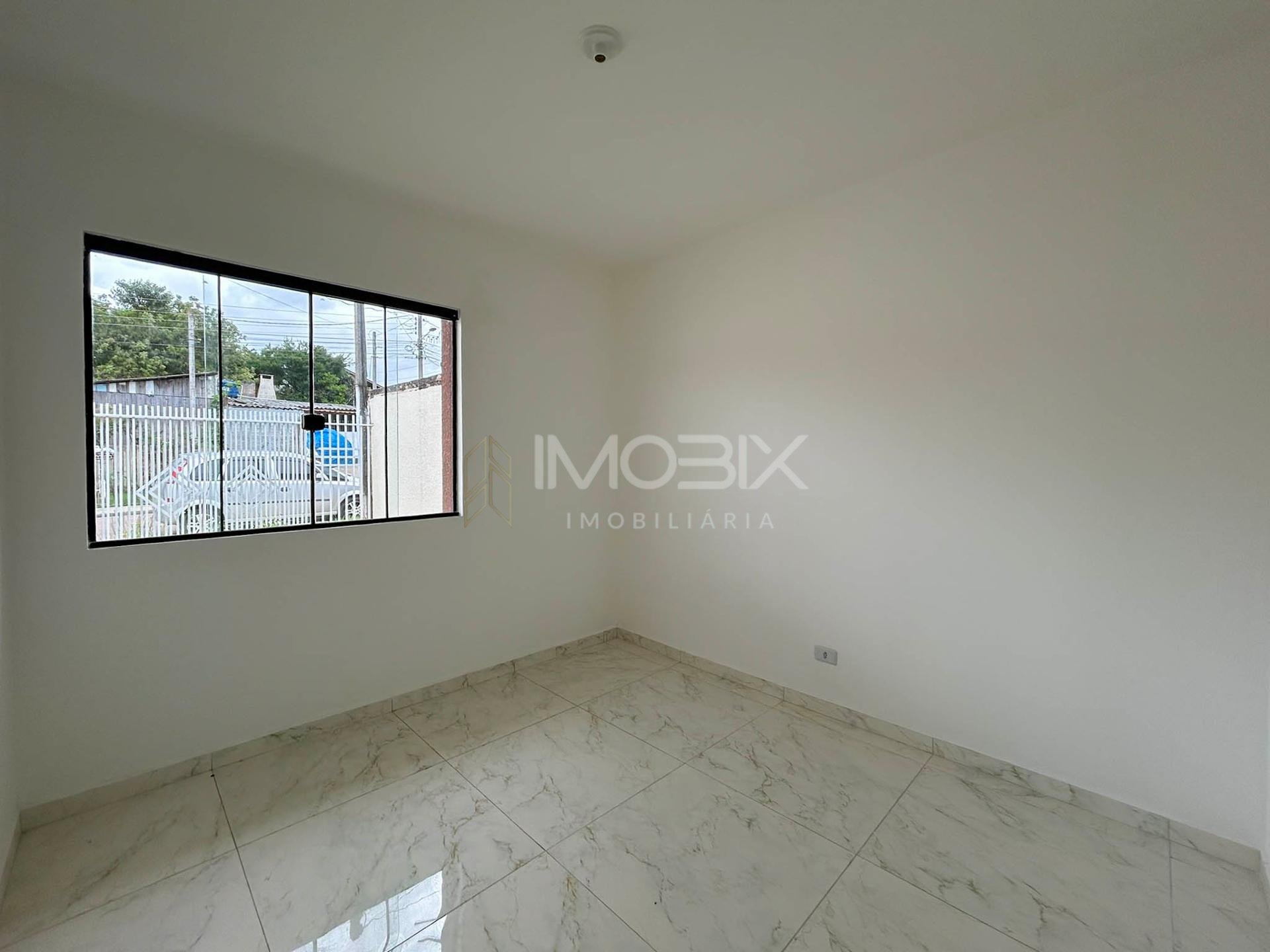 Casa 3 Quartos no Santa Terezinha com 162m  de Terreno - Fazen...