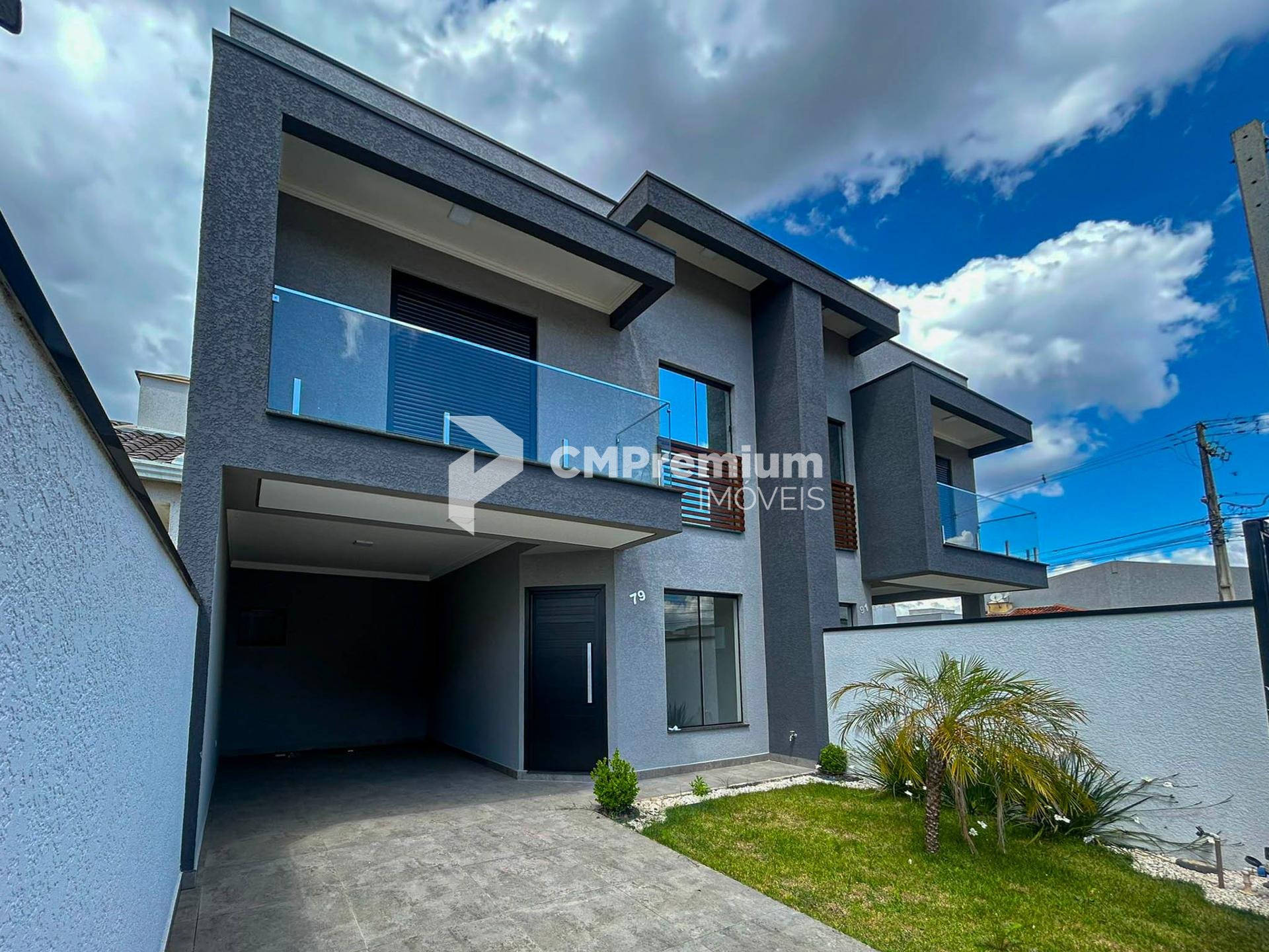 Sobrado 3 Quartos com Suíte e Terreno nos Fundos - Eucaliptos,...