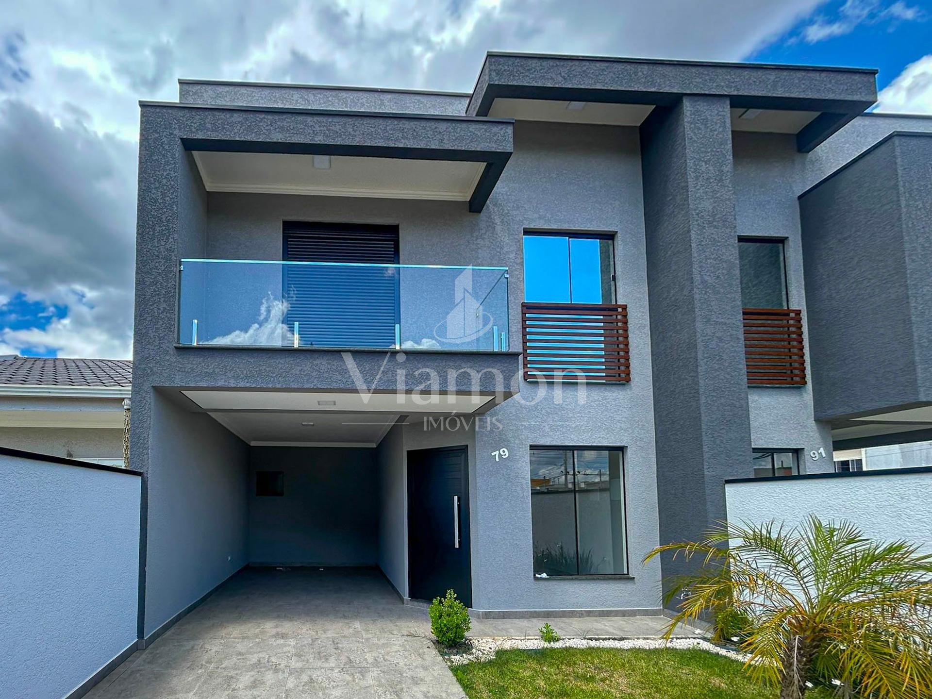 Sobrado 3 Quartos com Suíte e Terreno nos Fundos - Eucaliptos,...