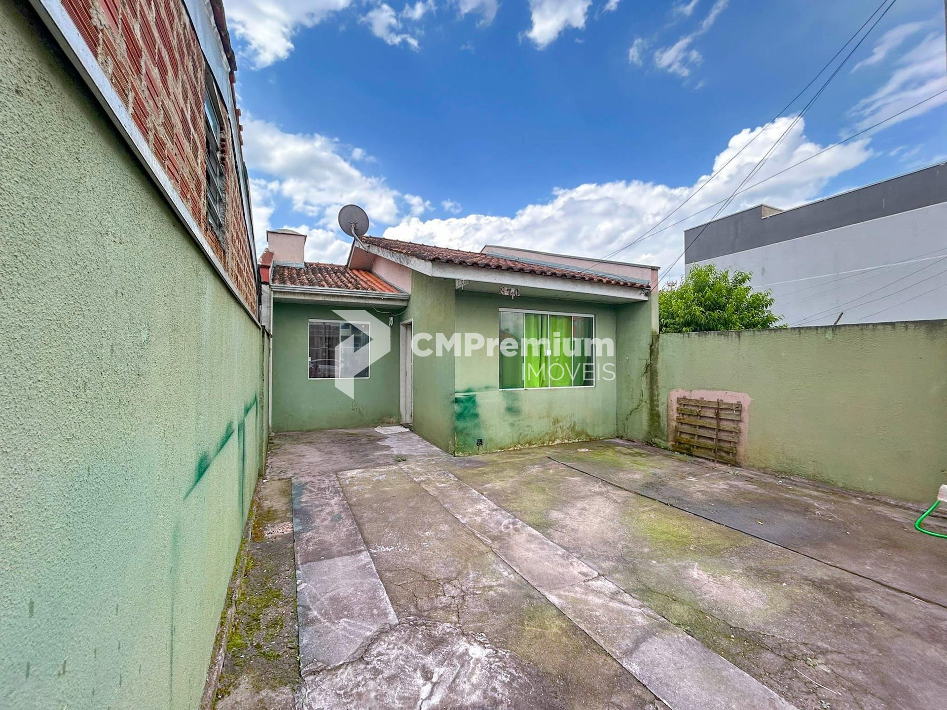 Casa 2 Quartos no Iguaçu com Terreno nos Fundos - Fazenda Rio ...