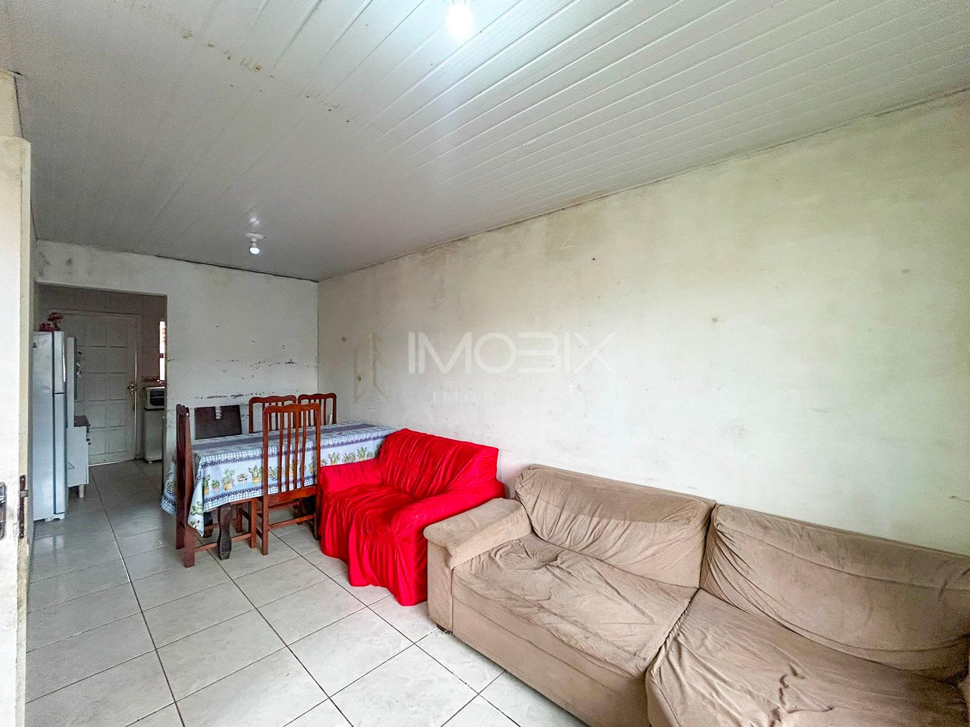 Casa 2 Quartos no Iguaçu com Terreno nos Fundos - Fazenda Rio ...