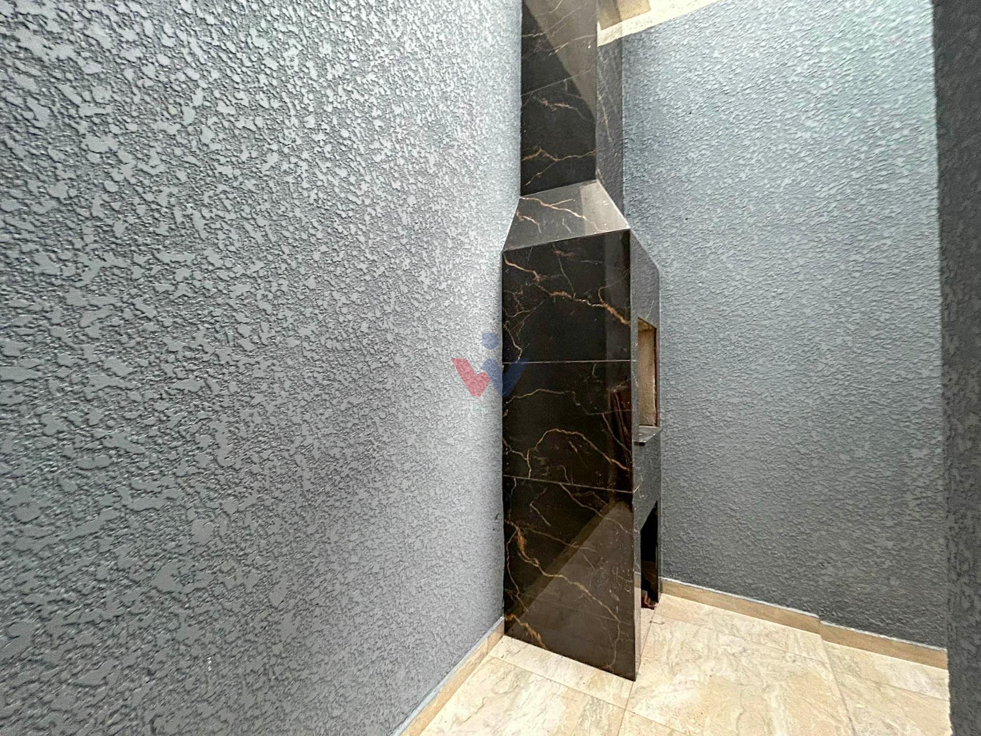 Sobrado 3 Quartos com Varanda e Churrasqueira no Tatuquara - C...