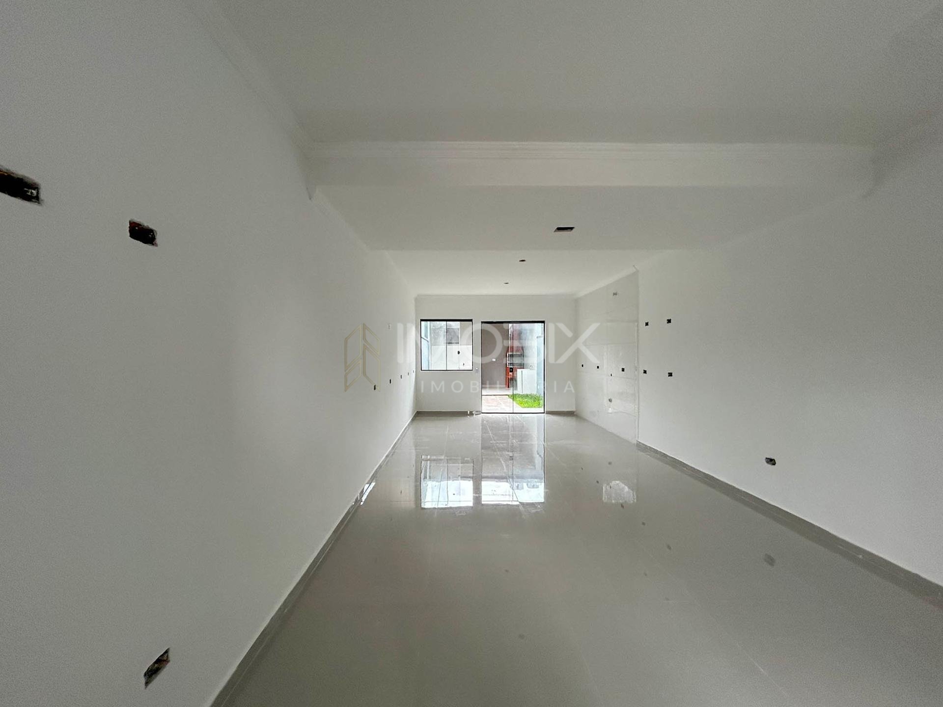 Sobrado 3 Quartos com Área Gourmet e Varanda no Tatuquara - Cu...