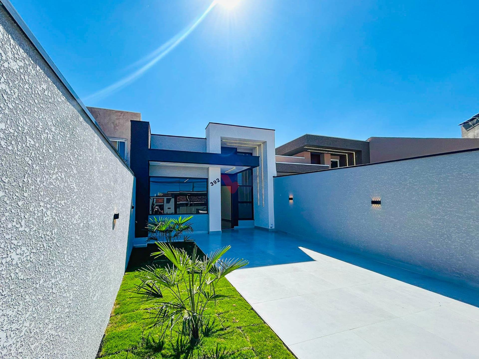 Casa moderna 3 quartos com suíte, piscina e área gourmet no Pi...