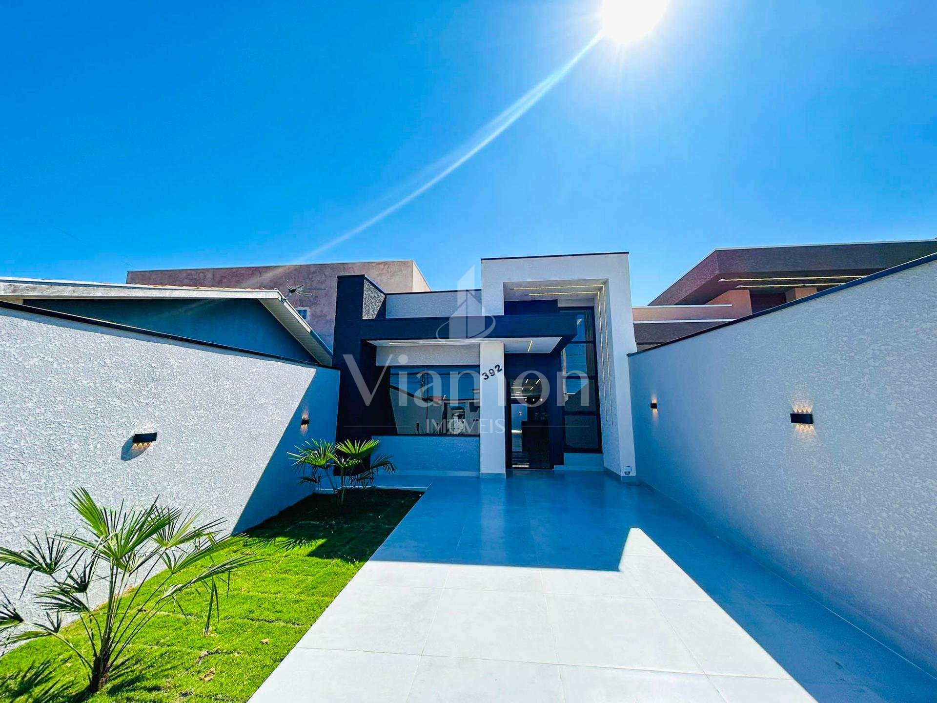 Casa moderna 3 quartos com suíte, piscina e área gourmet no Pi...