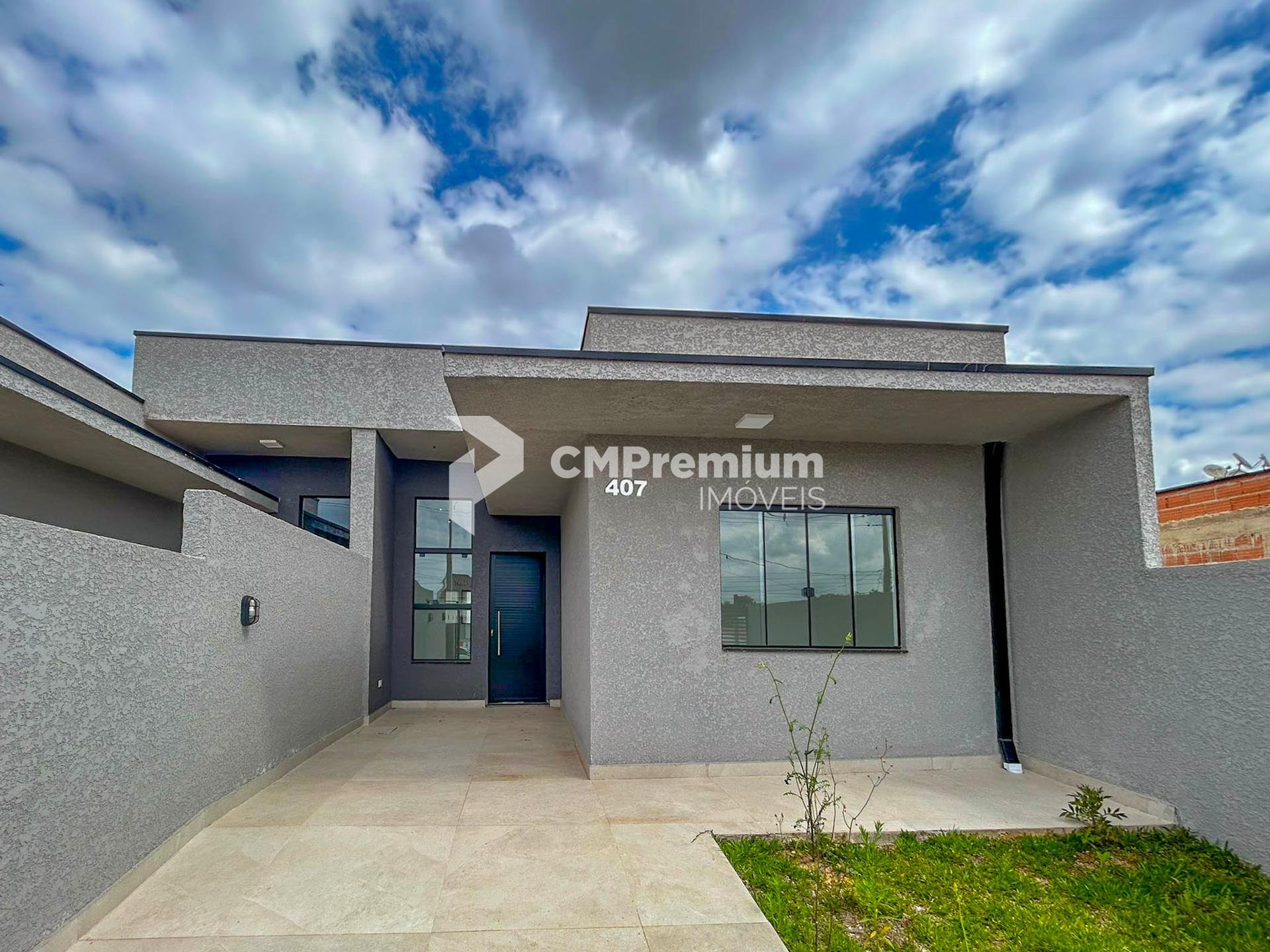 Casa 3 Quartos com Suíte e Churrasqueira no Santa Terezinha - ...