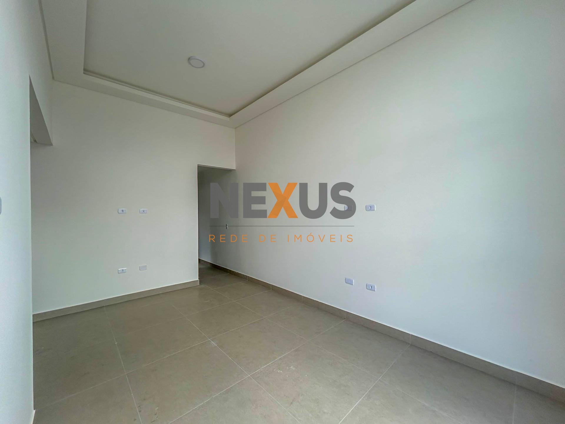 Casa 3 Quartos com Suíte e Terreno Amplo no Santa Terezinha - ...