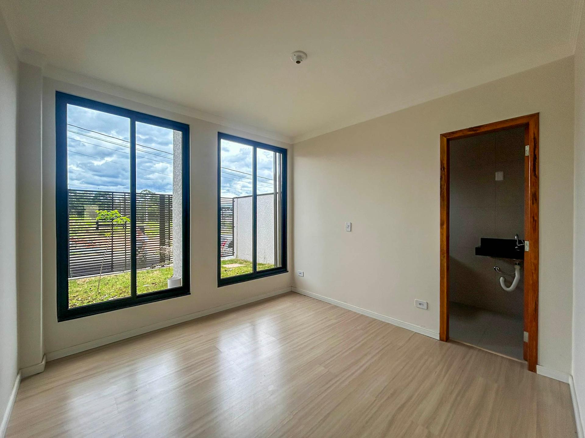 Casa 3 Quartos com Suíte e Área Gourmet no Bairro Eucaliptos