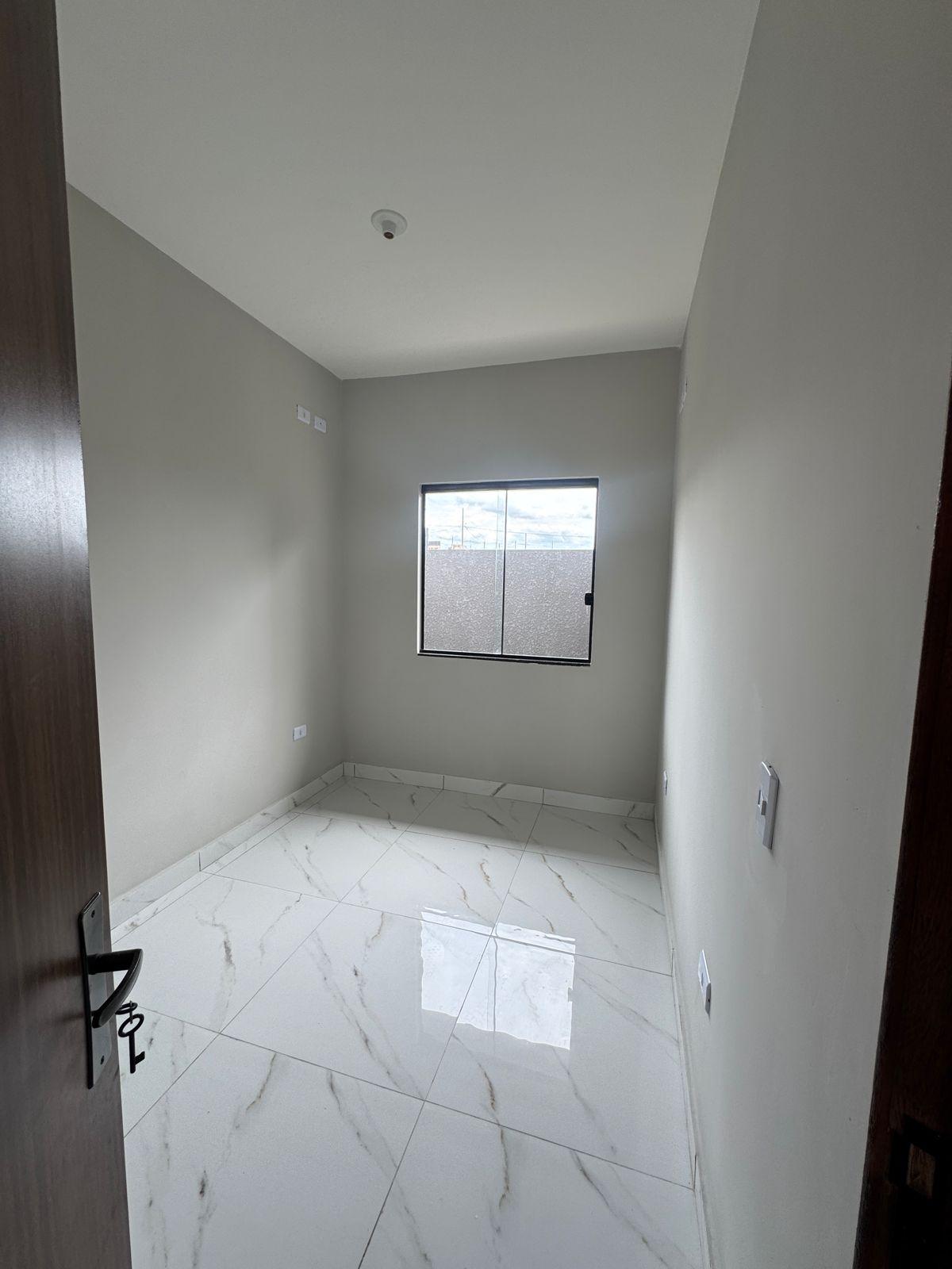 Casa 3 Quartos com Churrasqueira no Bairro Nações - Fazenda ri...