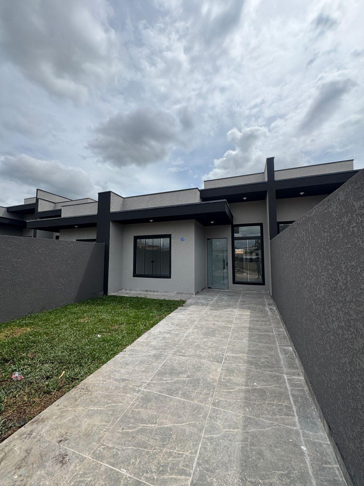 Casa 3 Quartos com Churrasqueira no Bairro Nações - Fazenda ri...