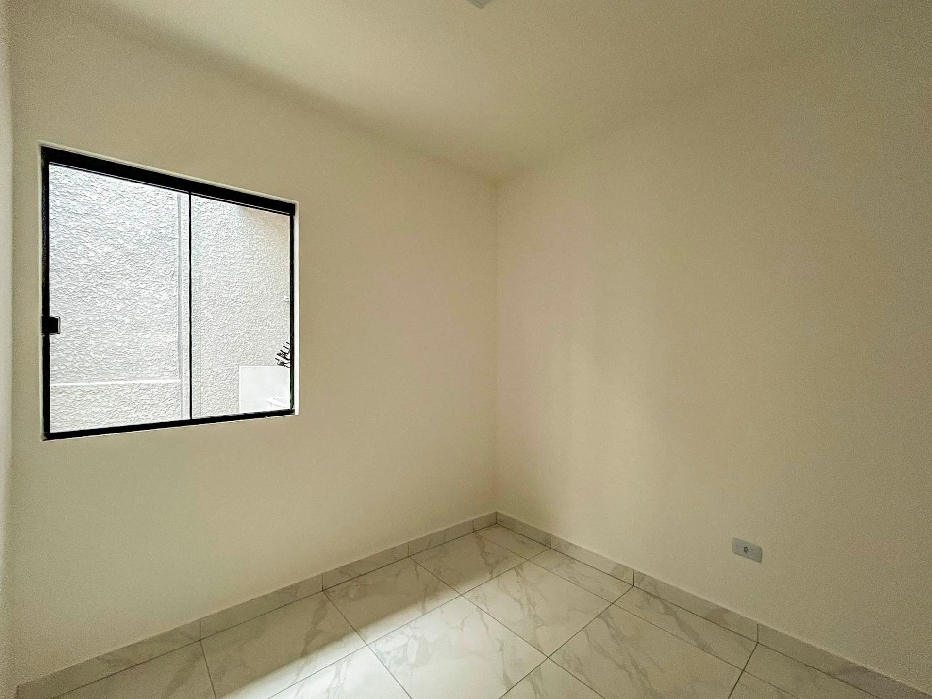 Casa 3 Quartos com Amplo Terreno no Bairro Nações - Fazenda Ri...