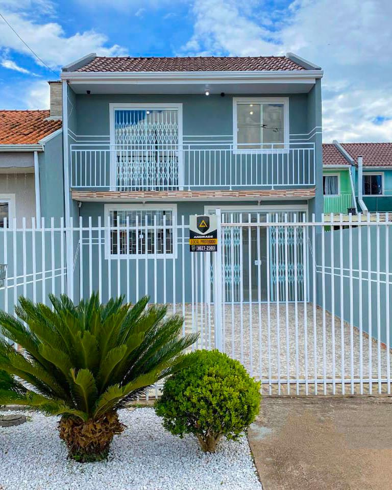 Sobrado Reformado com 3 Quartos e Espaço Gourmet no Nações em ...