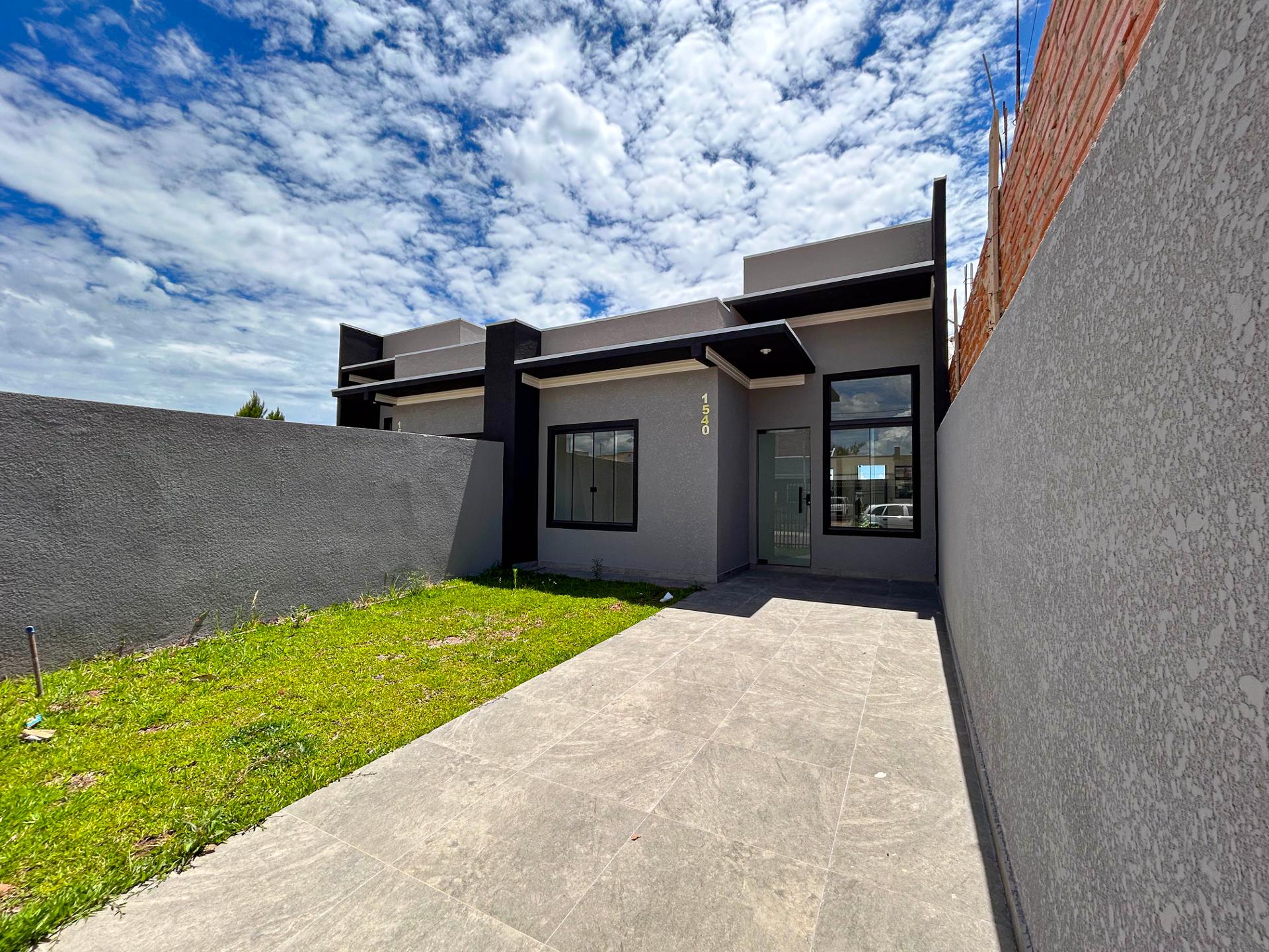 Casa com 3 Quartos e Churrasqueira em Terreno 6x20 em Fazenda ...
