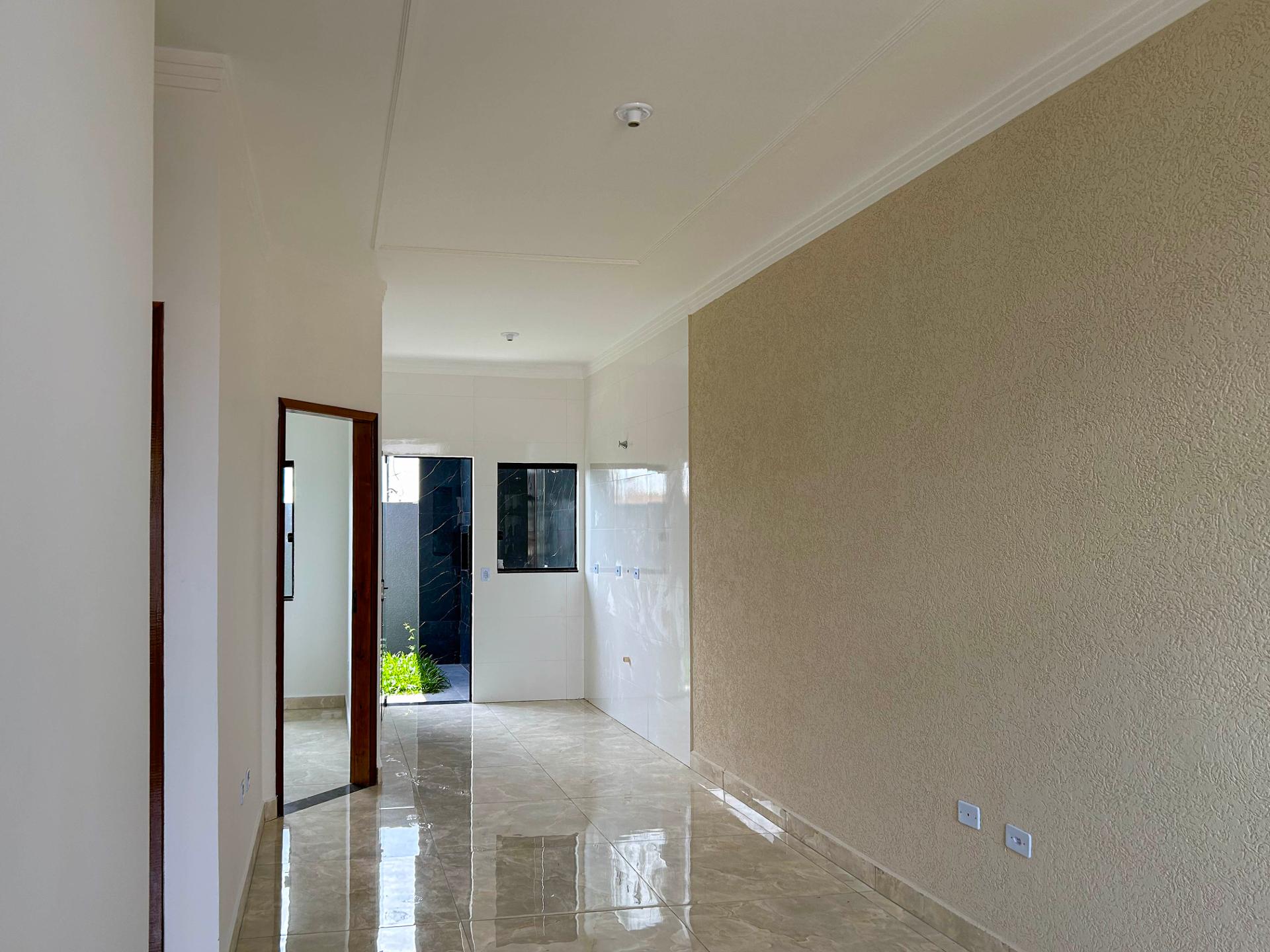 Casa com 3 Quartos e Churrasqueira em Terreno 6x20 em Fazenda ...