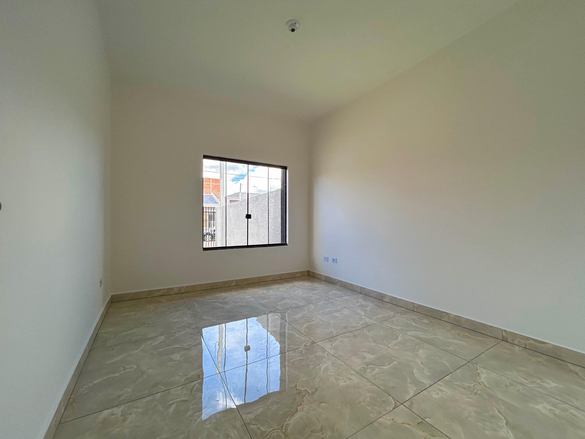 Casa com 3 Quartos e Churrasqueira em Terreno 6x20 em Fazenda ...