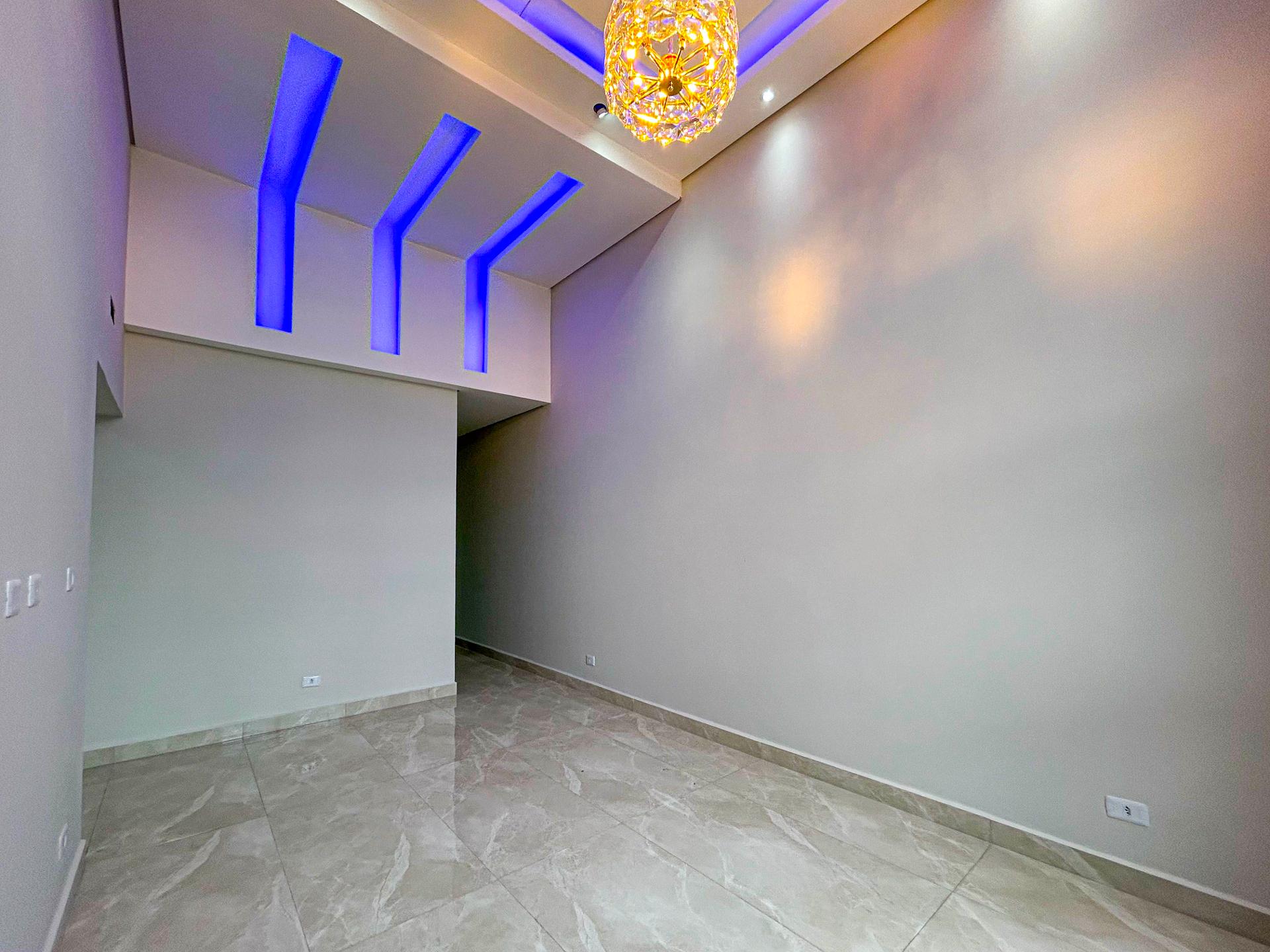 Casa Alto Padrão com Suíte, Piscina e Área Gourmet no Nações