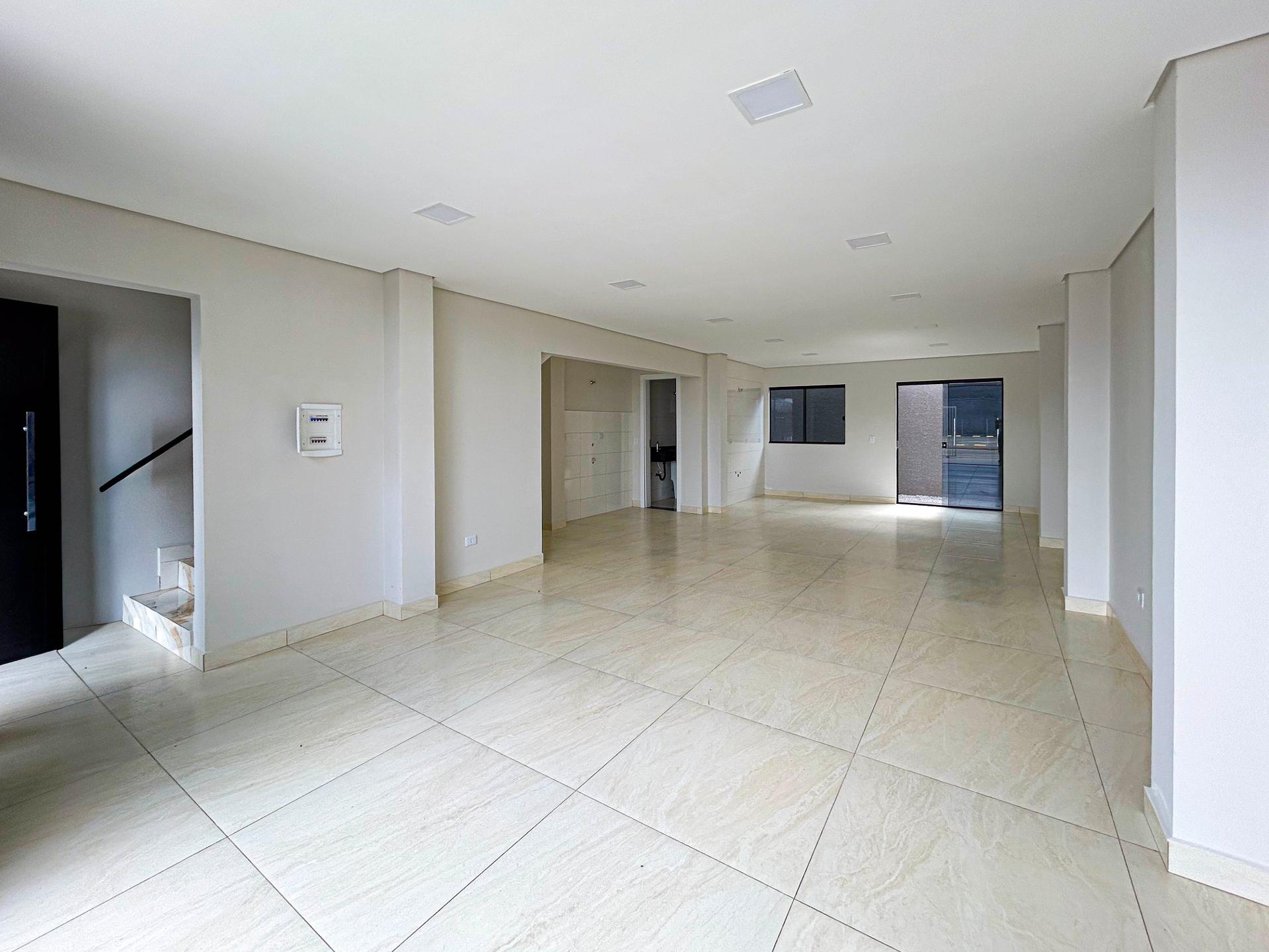 Sobrado 3 quartos com suite no Centro de Fazenda Rio Grande