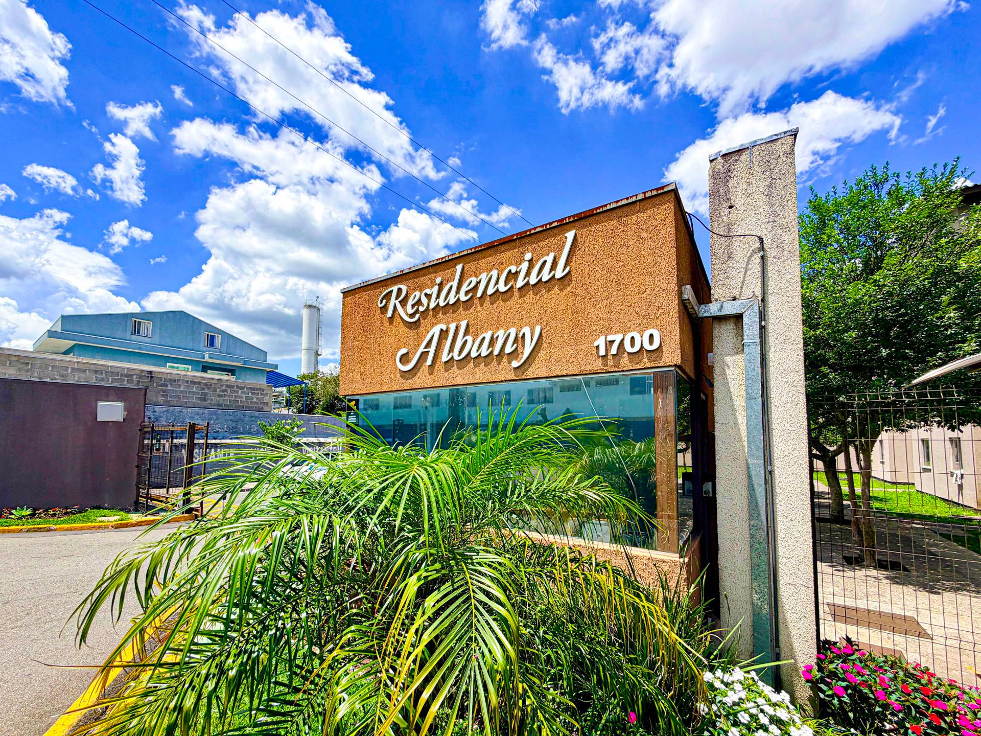 Apartamento Térreo com 2 Quartos e Vaga Demarcada em fazanda r...