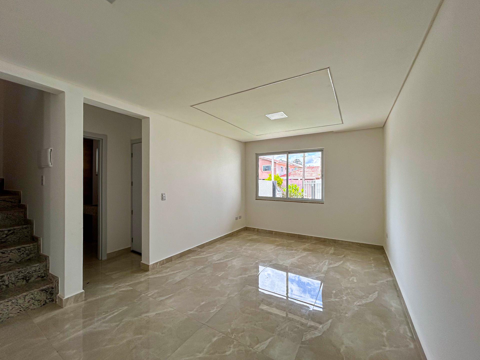 Sobrado com 3 Quartos,Área Gourmet no Bairro Estados em Fazend...