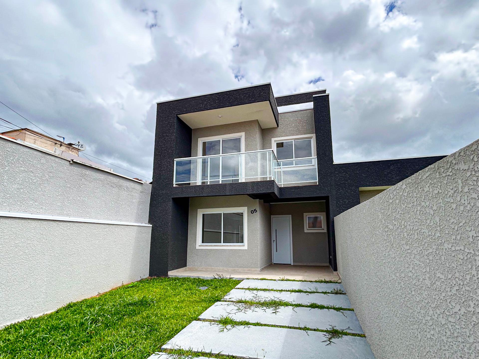 Sobrado com 3 Quartos,?rea Gourmet no Bairro Estados em Fazend...