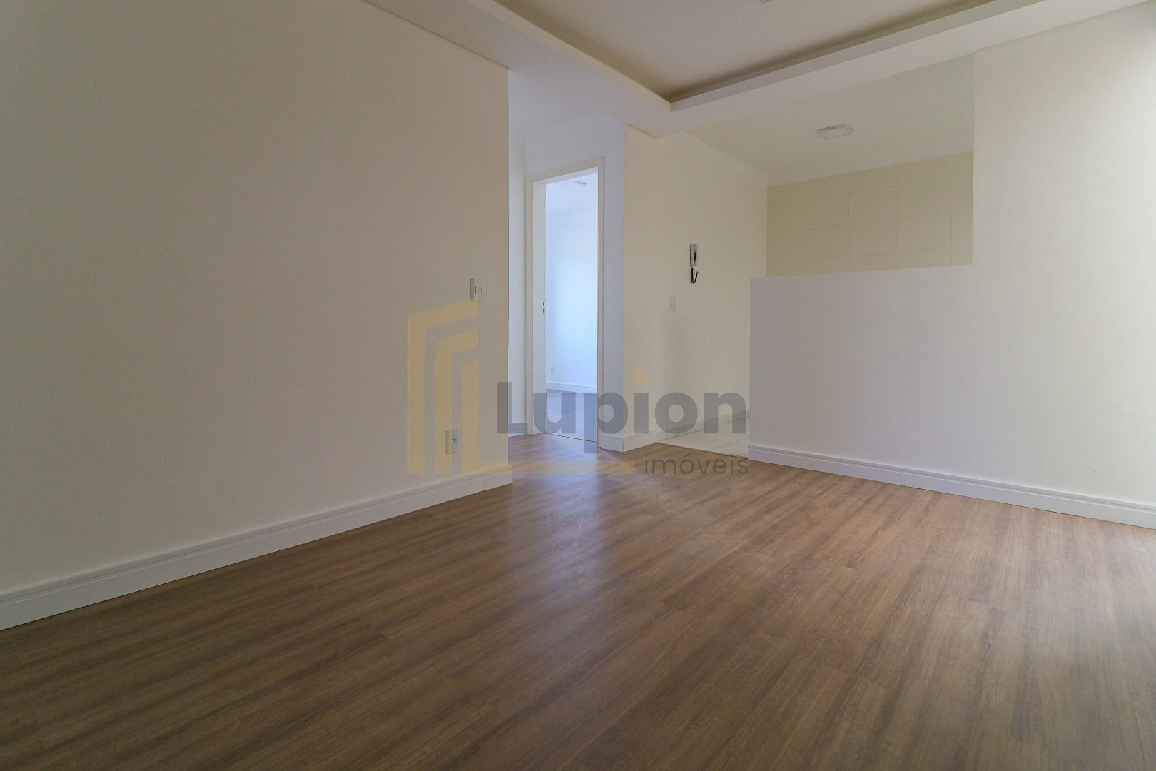 Apartamento com 2 dormitórios à venda - Jardim Itaqui - Campo ...