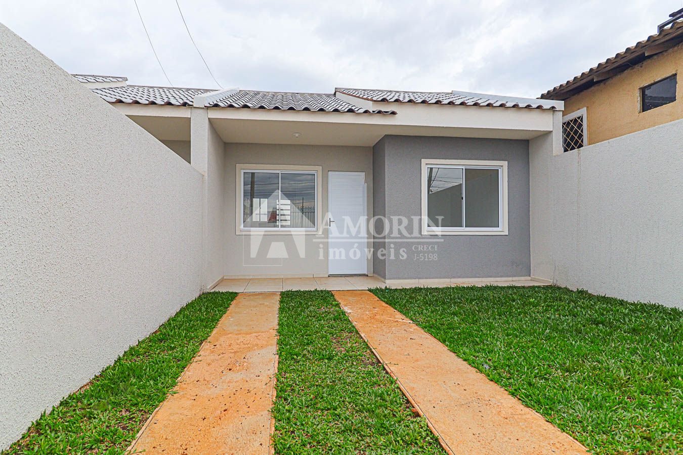 Casa com 2 dormitórios à venda - Estados - Fazenda Rio Grande PR