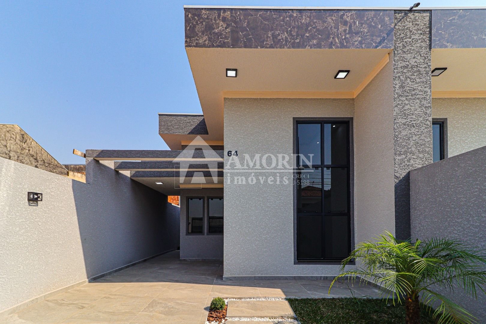 Casa 3 Quartos em Fazenda Rio Grande  Pé Direito Alto, Edícula...