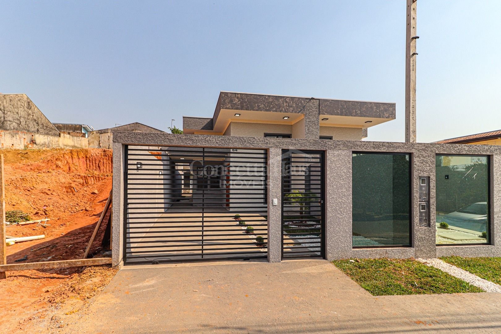 Casa 3 Quartos em Fazenda Rio Grande  Pé Direito Alto, Edícula...