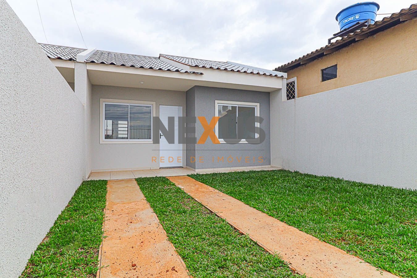 Casa com 2 dormitórios à venda - Estados - Fazenda Rio Grande PR