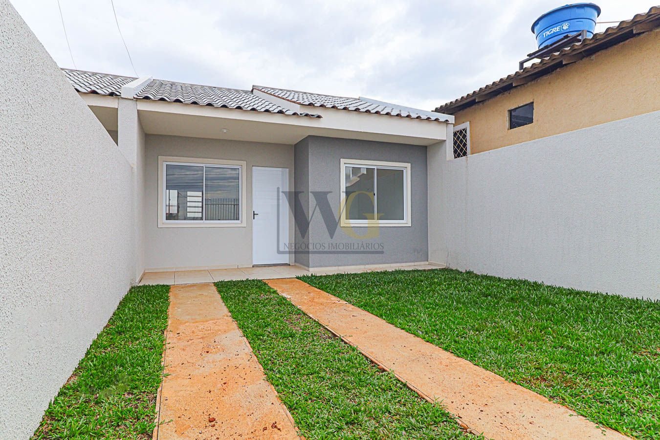 Casa com 2 dormitórios à venda - Estados - Fazenda Rio Grande PR