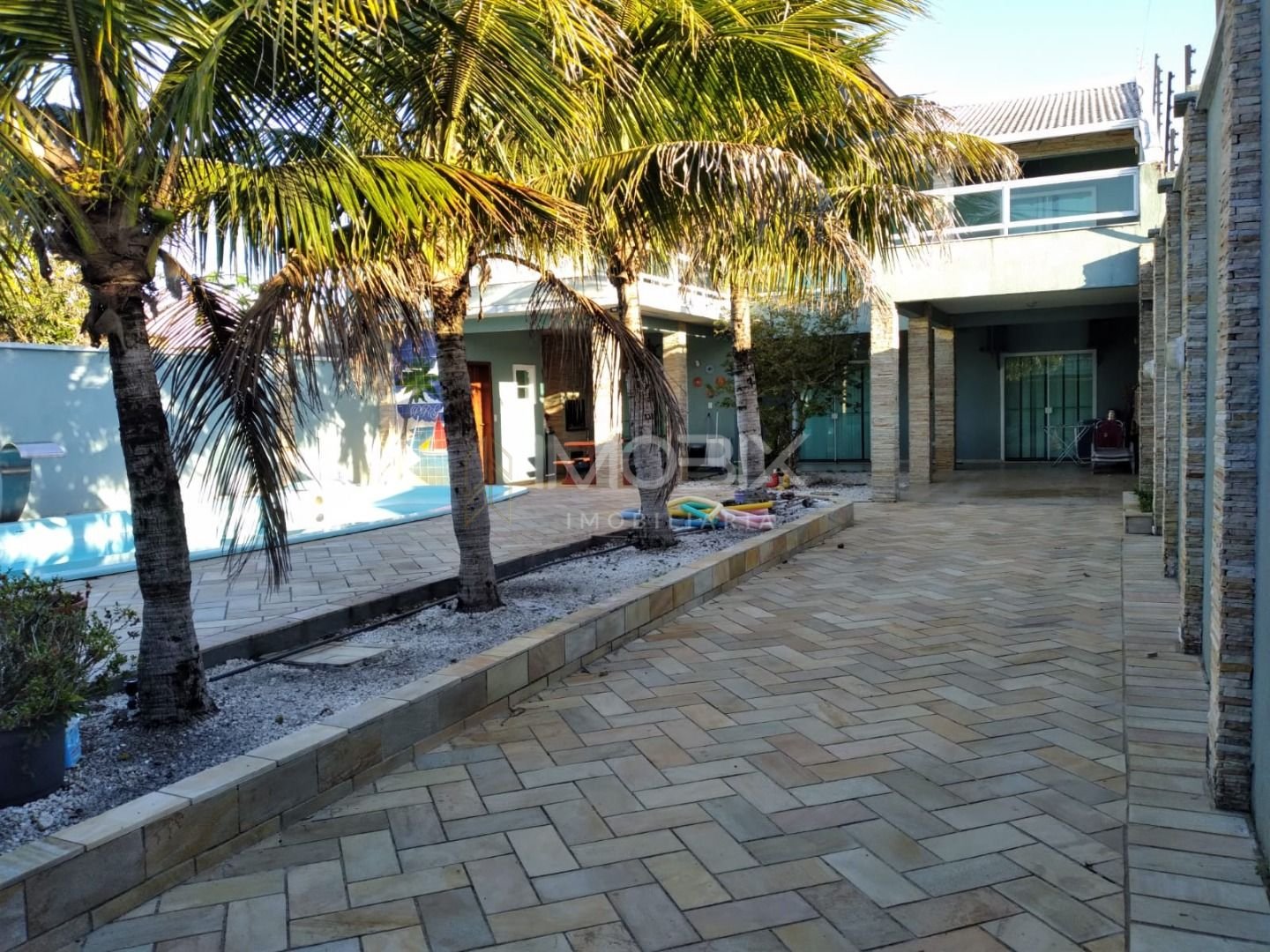 Casa com 4 dormitórios à venda, 235 m  por R  800.000,00 - Cor...