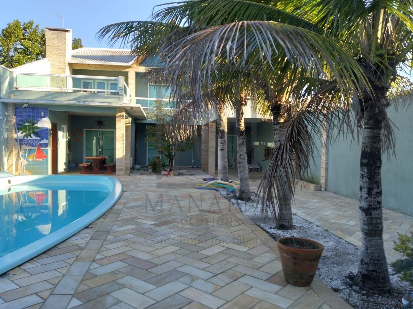 Casa com 4 dormitórios à venda, 235 m  por R  800.000,00 - Cor...