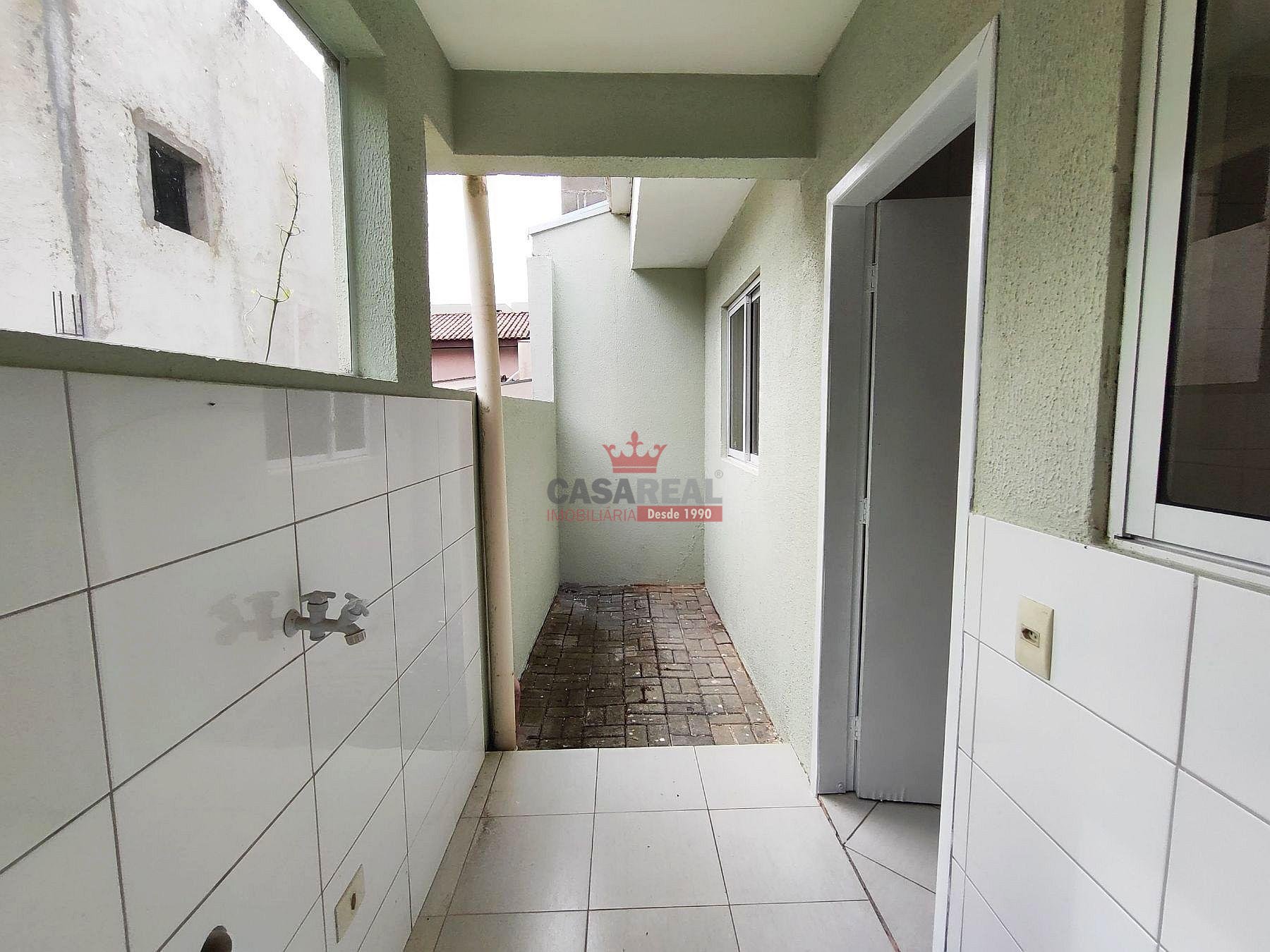 Casa à venda com 2 quartos, 57m² - Foto 13