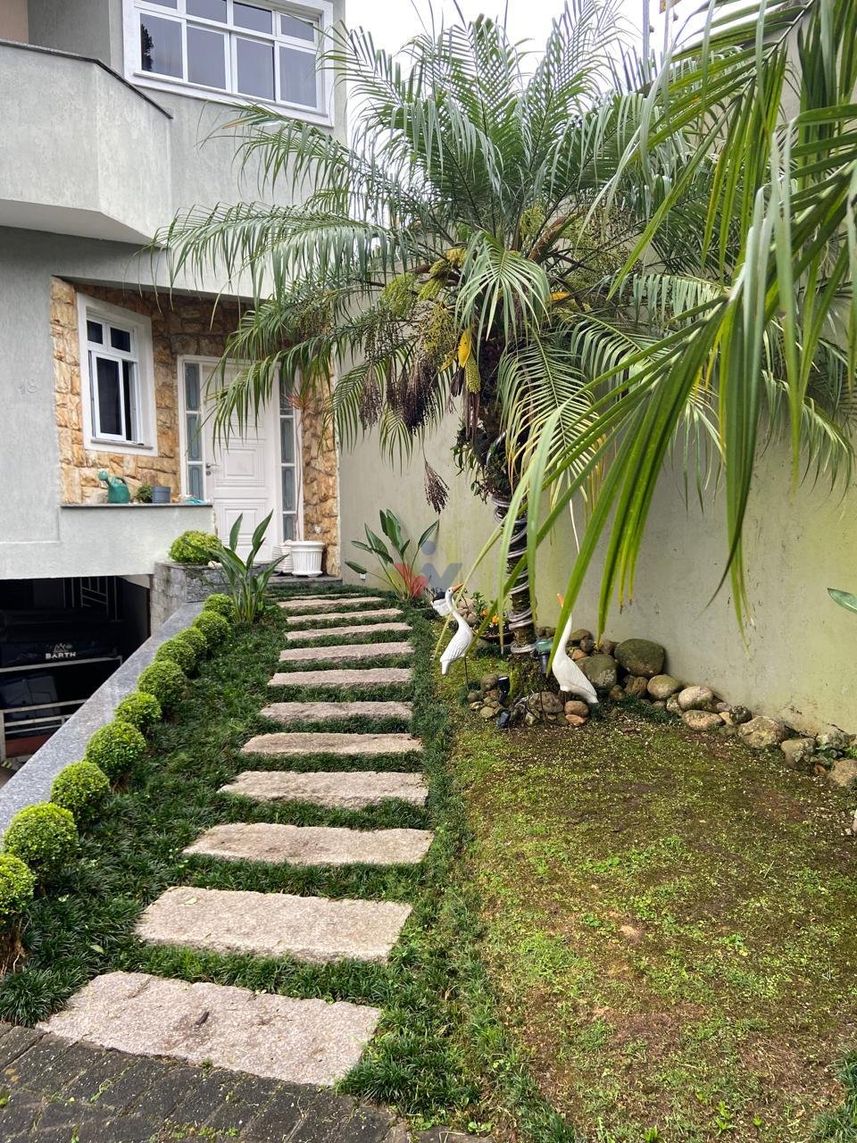 Casa de Condomínio Fechado à Venda no Xaxim.