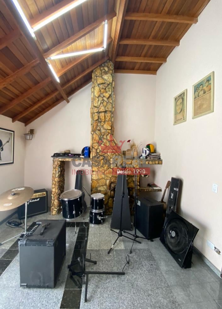 Casa de Condomínio à venda com 3 quartos, 275m² - Foto 20