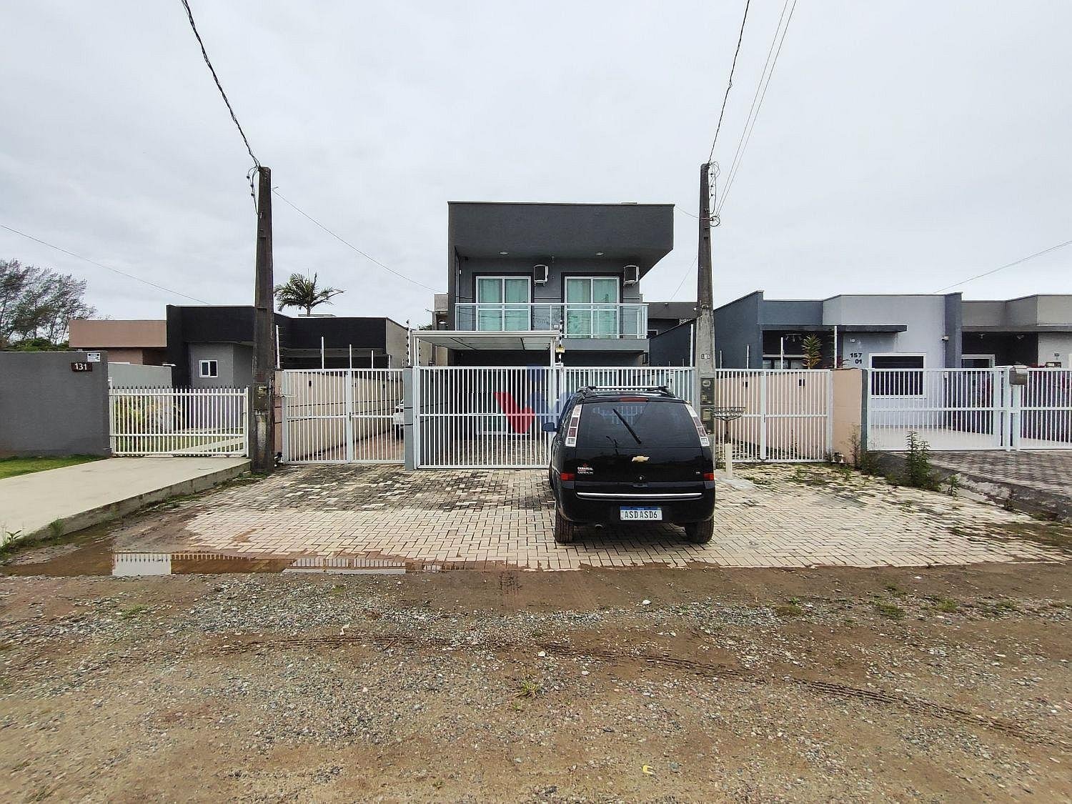 Casa Sobrado à venda em Coroados - Guaratuba PR - 200m do Mar 