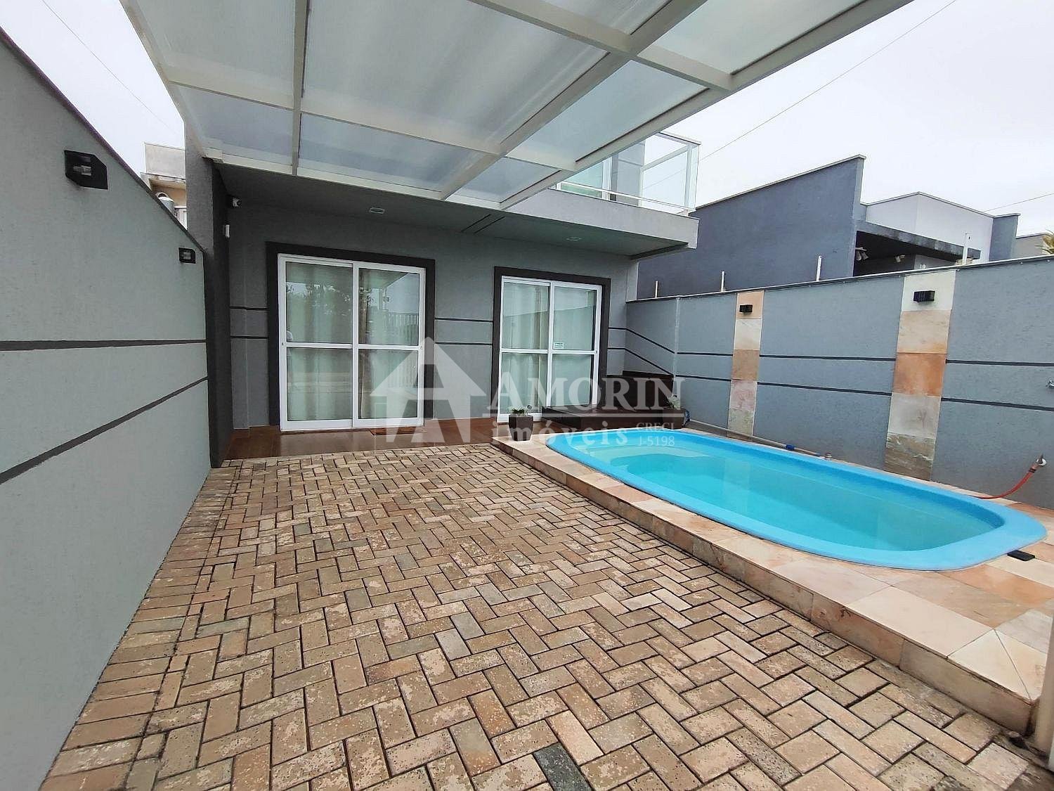 Casa Sobrado à venda em Coroados - Guaratuba PR - 200m do Mar 