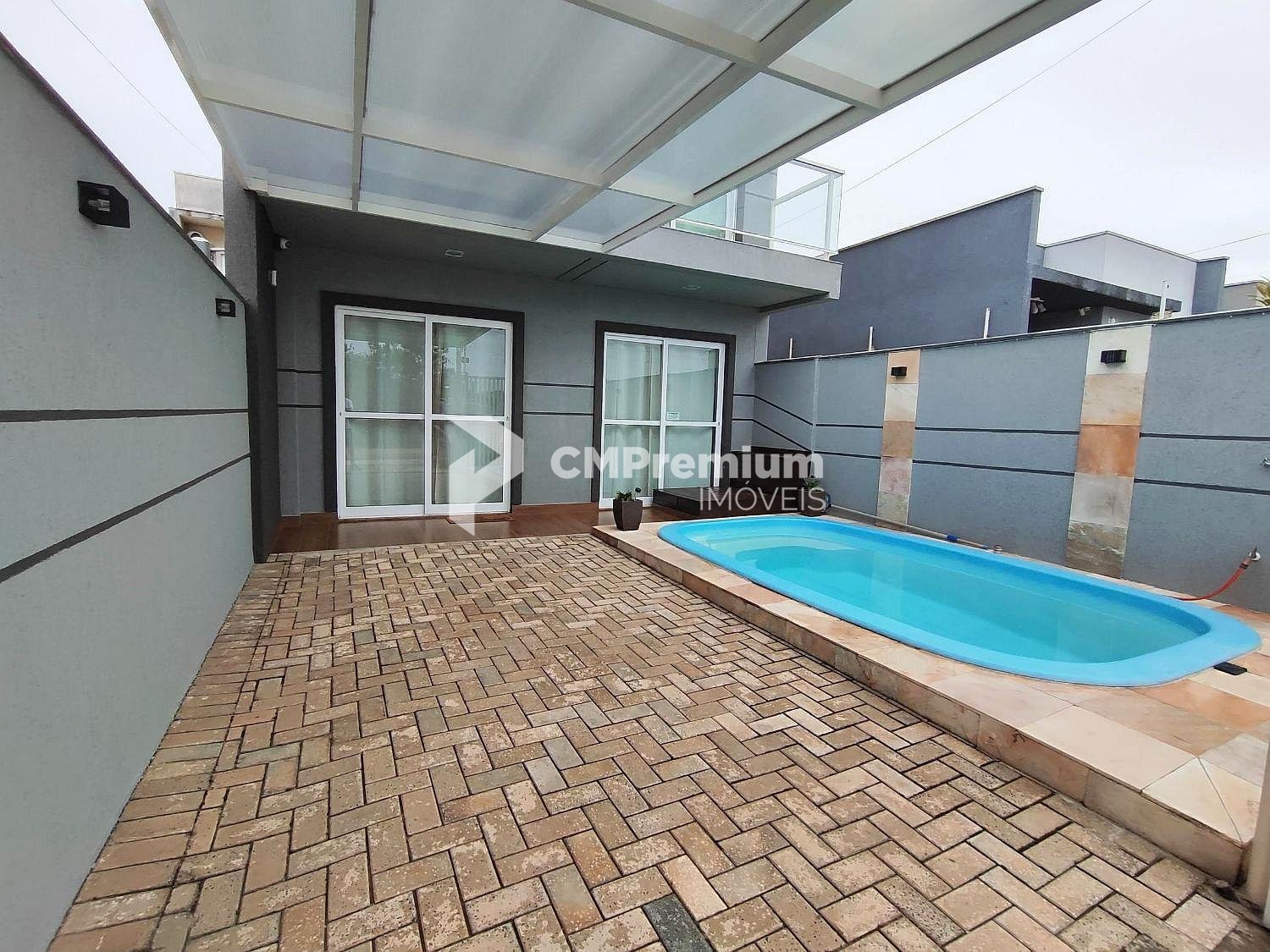 Casa Sobrado à venda em Coroados - Guaratuba PR - 200m do Mar 