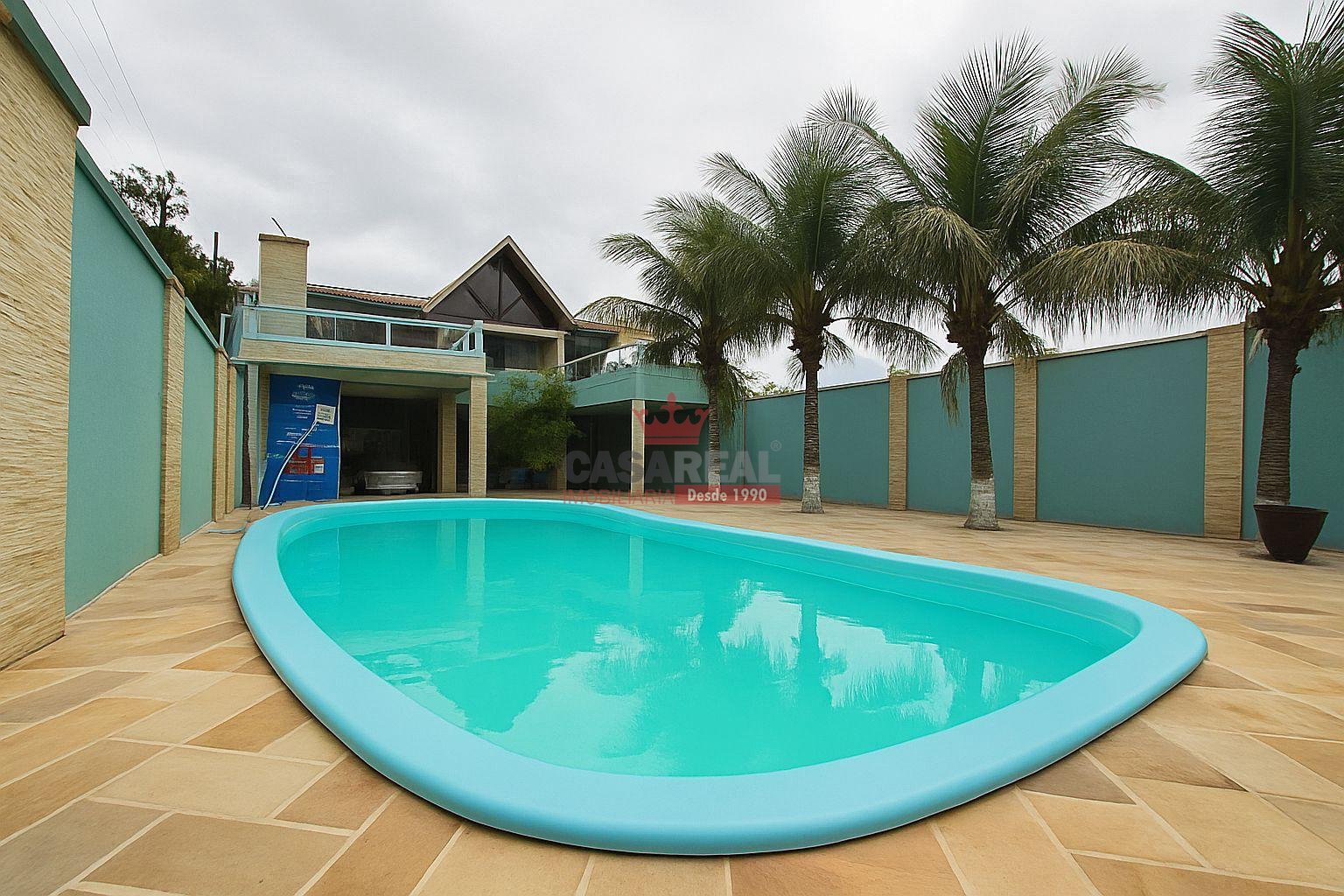 Casa, 4 quartos, 235 m² - Foto 1