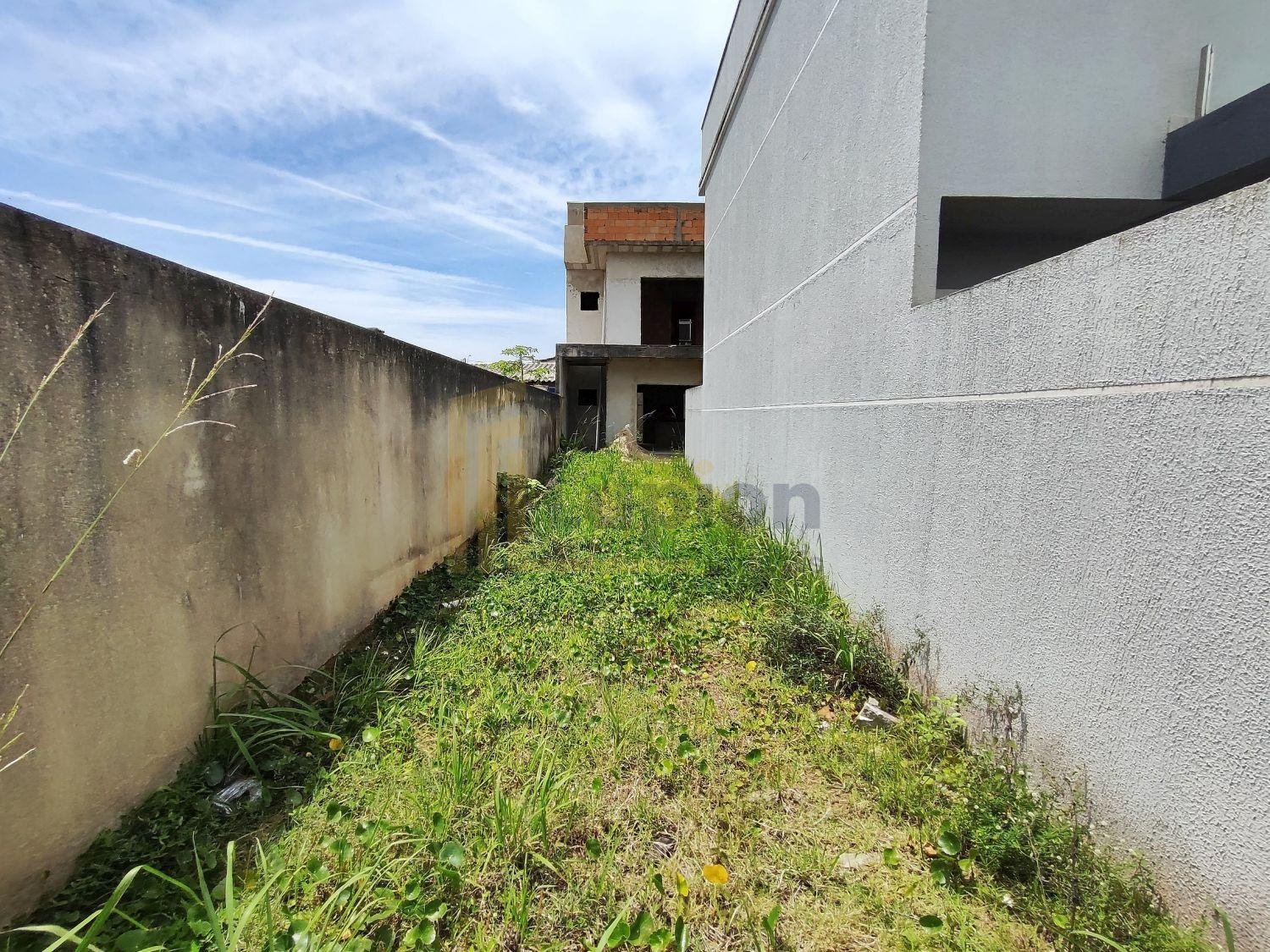 Sobrado no Nereidass IV - GUARATUBA - PR - Inacabado  - Imprim...