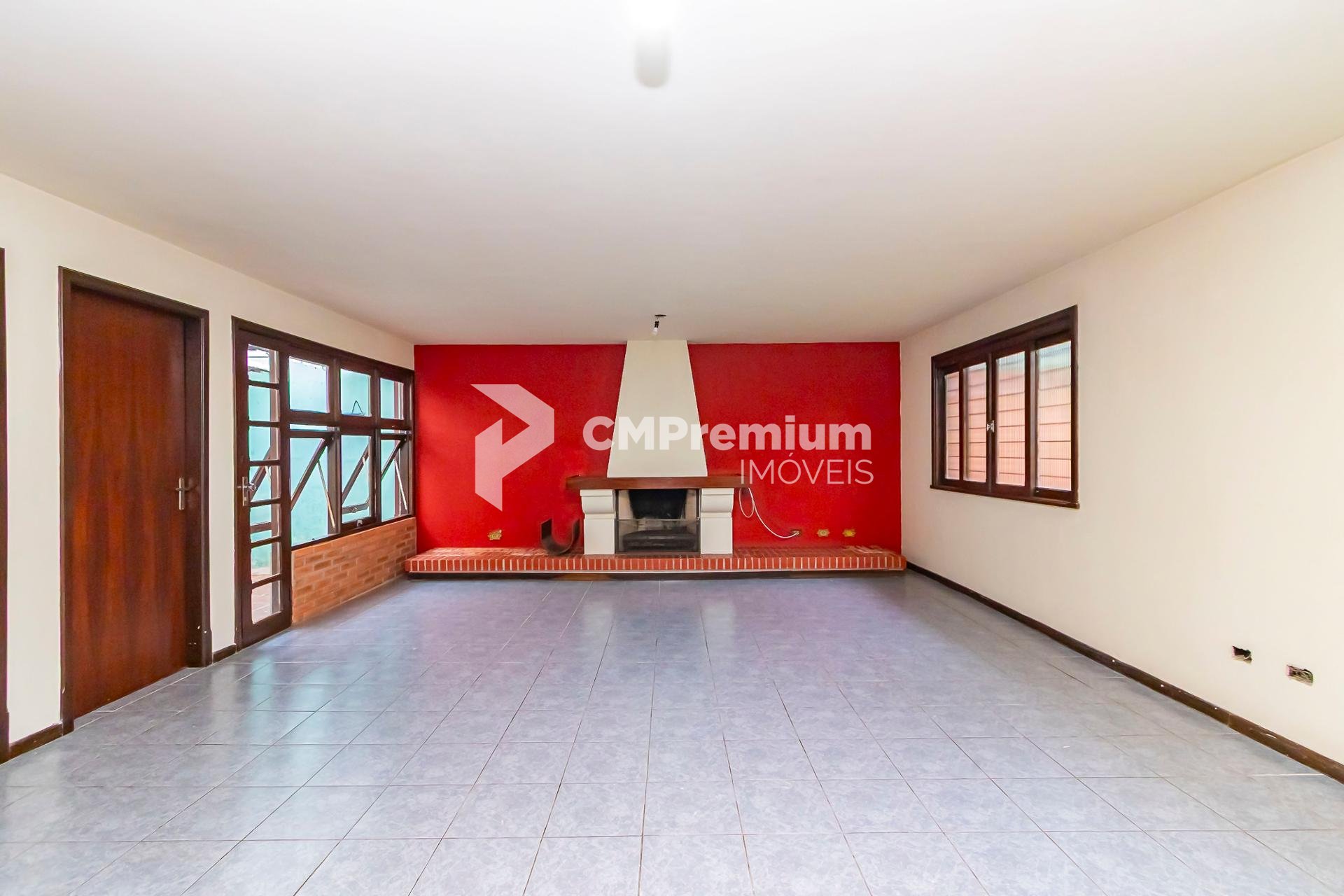 Casa Térrea Ótima Localização no Jd. Das Américas - Veja Fotos 