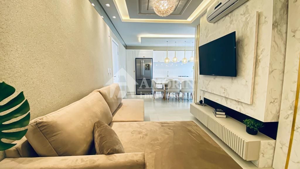 Apartamento 2 Dormitórios  1 suíte  - Amplo Lazer a 300m da pr...