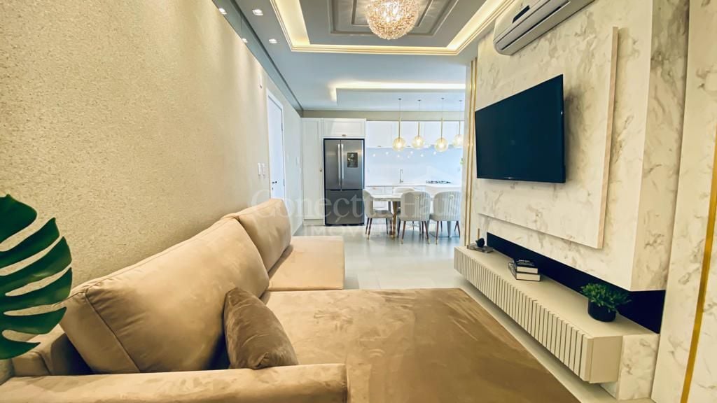 Apartamento 2 Dormitórios  1 suíte  - Amplo Lazer a 300m da pr...