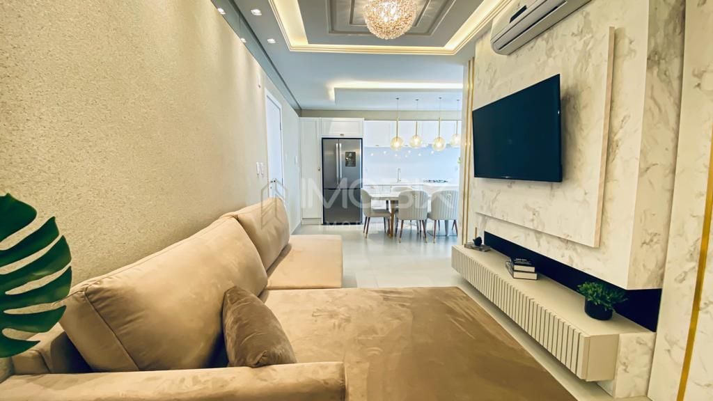 Apartamento 2 Dormitórios  1 suíte  - Amplo Lazer a 300m da pr...