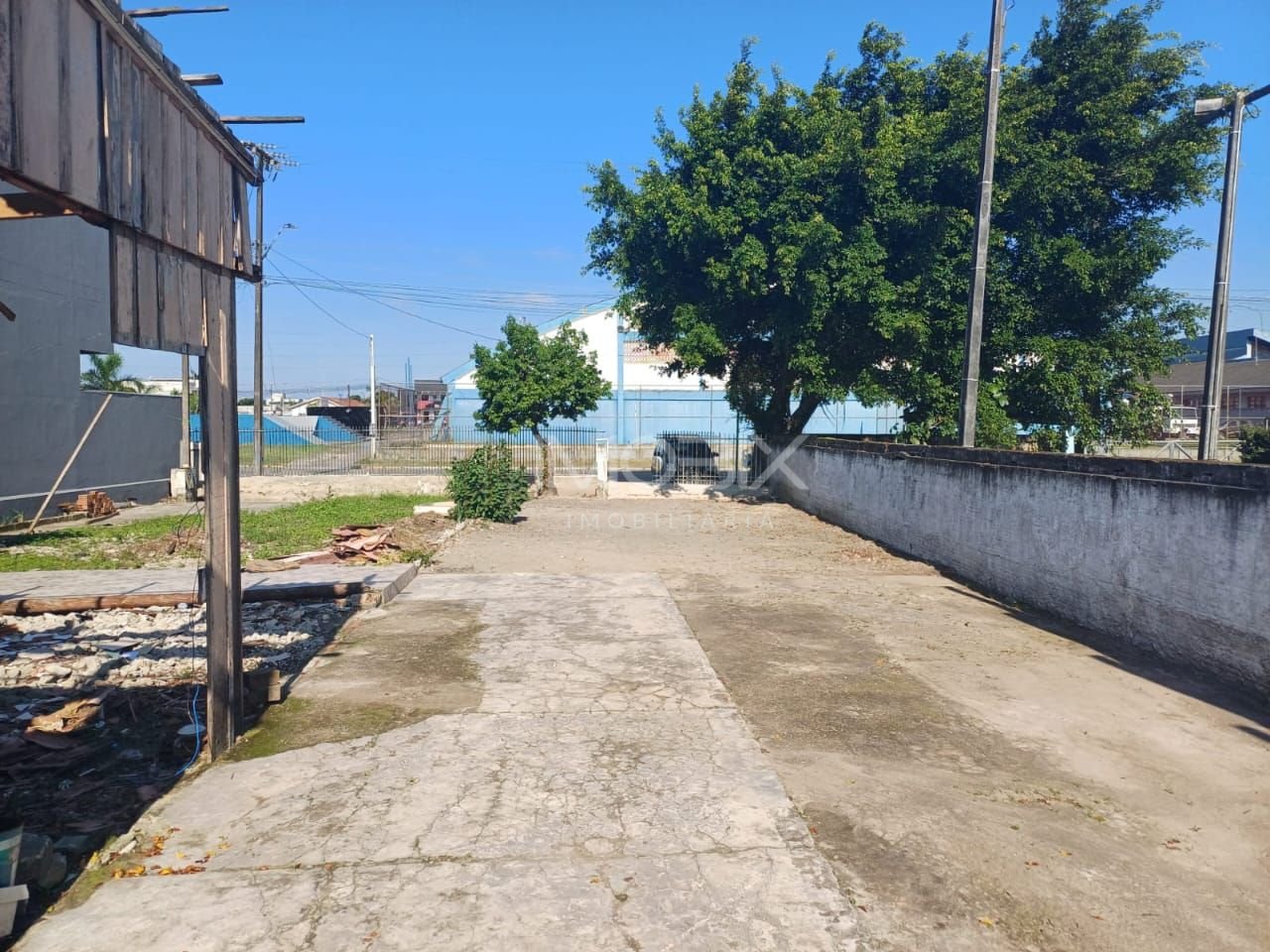 Oportunidade Única  Terreno Comercial de 15m x 40m no Centro d...