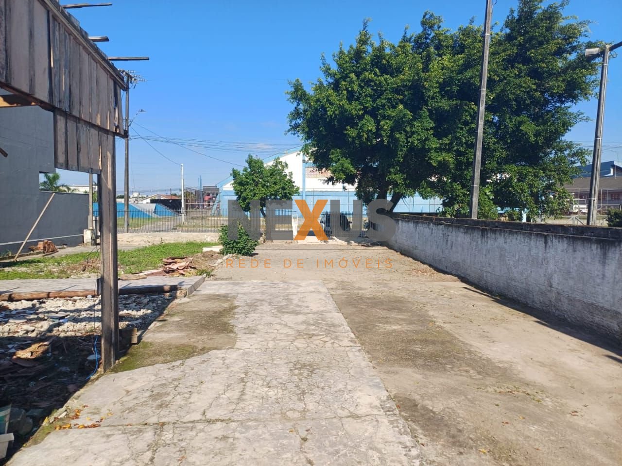 Oportunidade Única  Terreno Comercial de 15m x 40m no Centro d...
