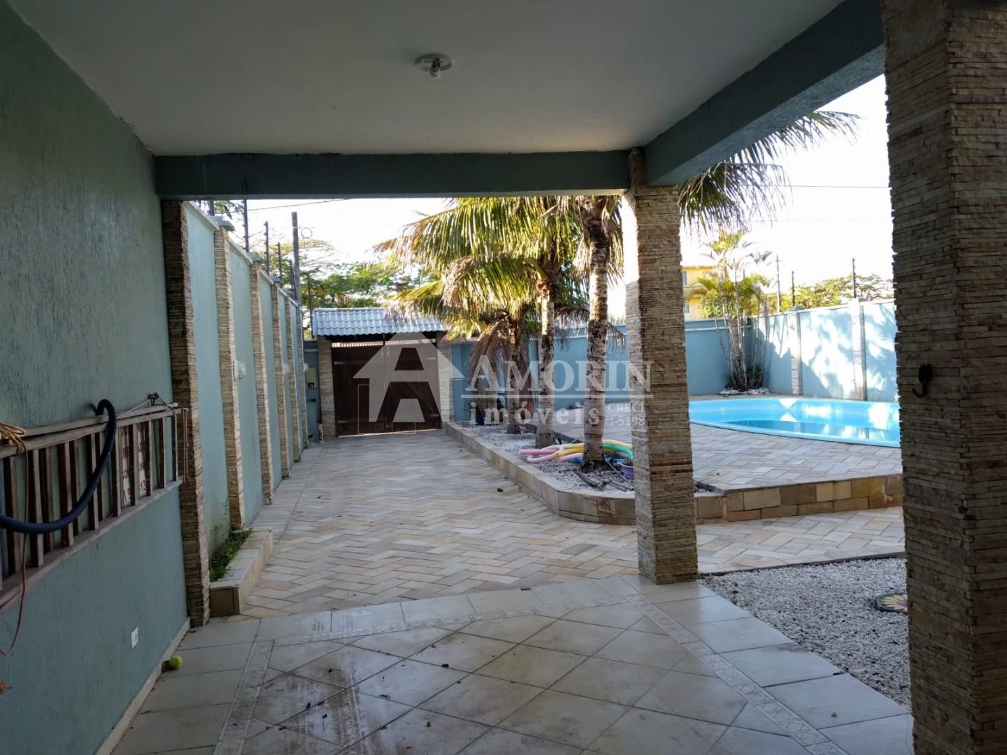 Casa com 4 dormitórios à venda, 235 m  por R  800.000,00 - Cor...