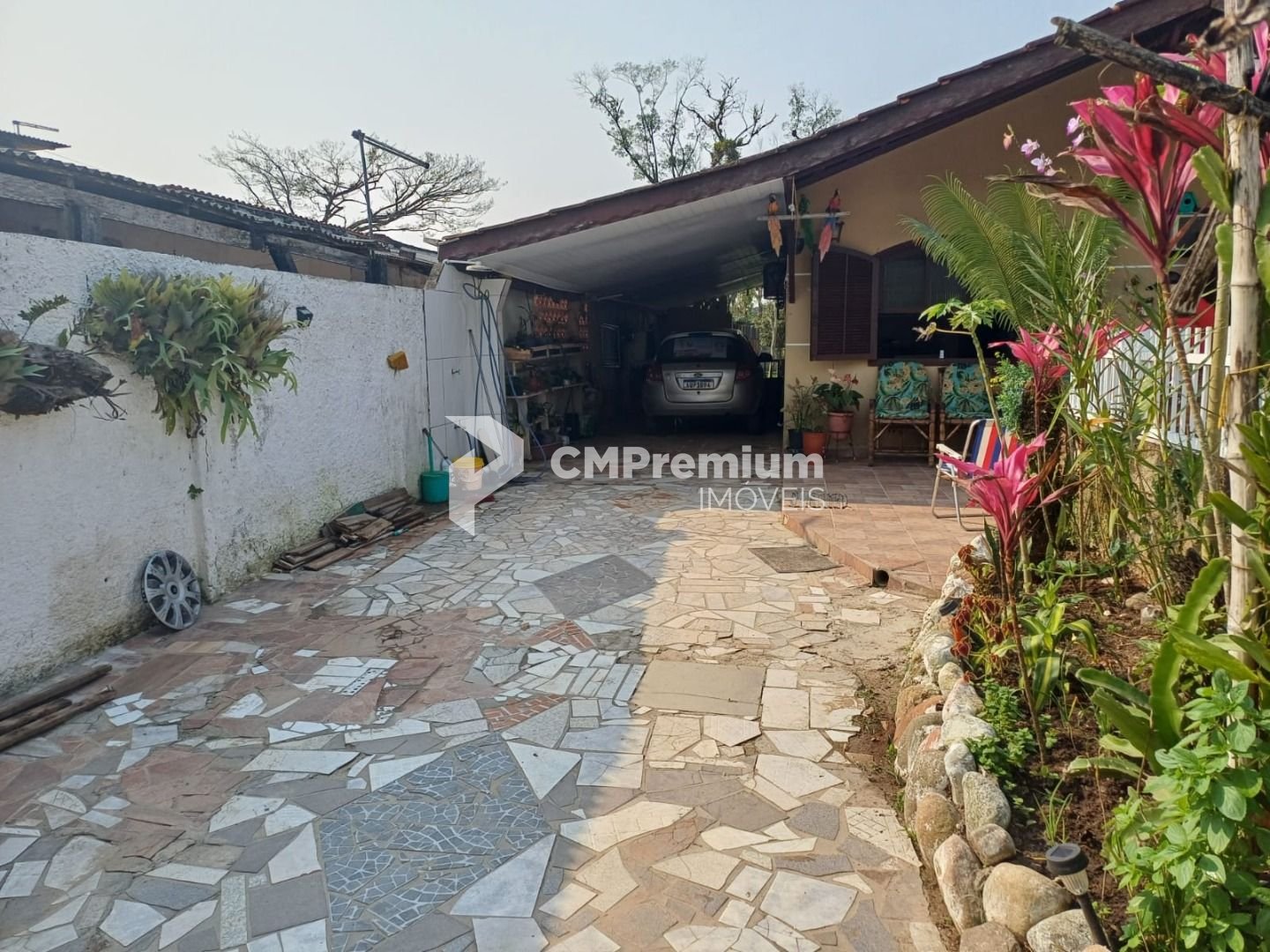 Casa com 4 dormitórios à venda, 130 m  por R  400.000,00 - Ner...