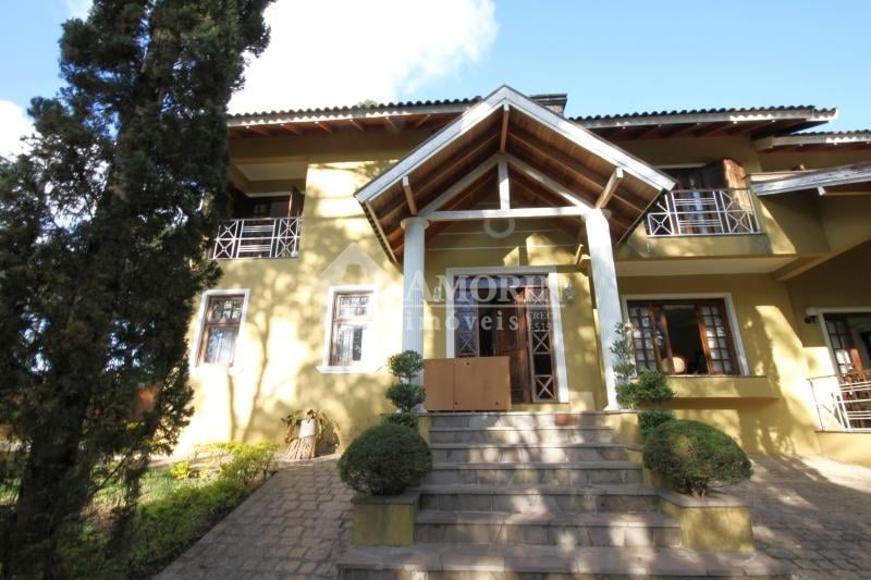 Ampla casa aprox. 400m  terreno 2.000m  - região tranquila e f...